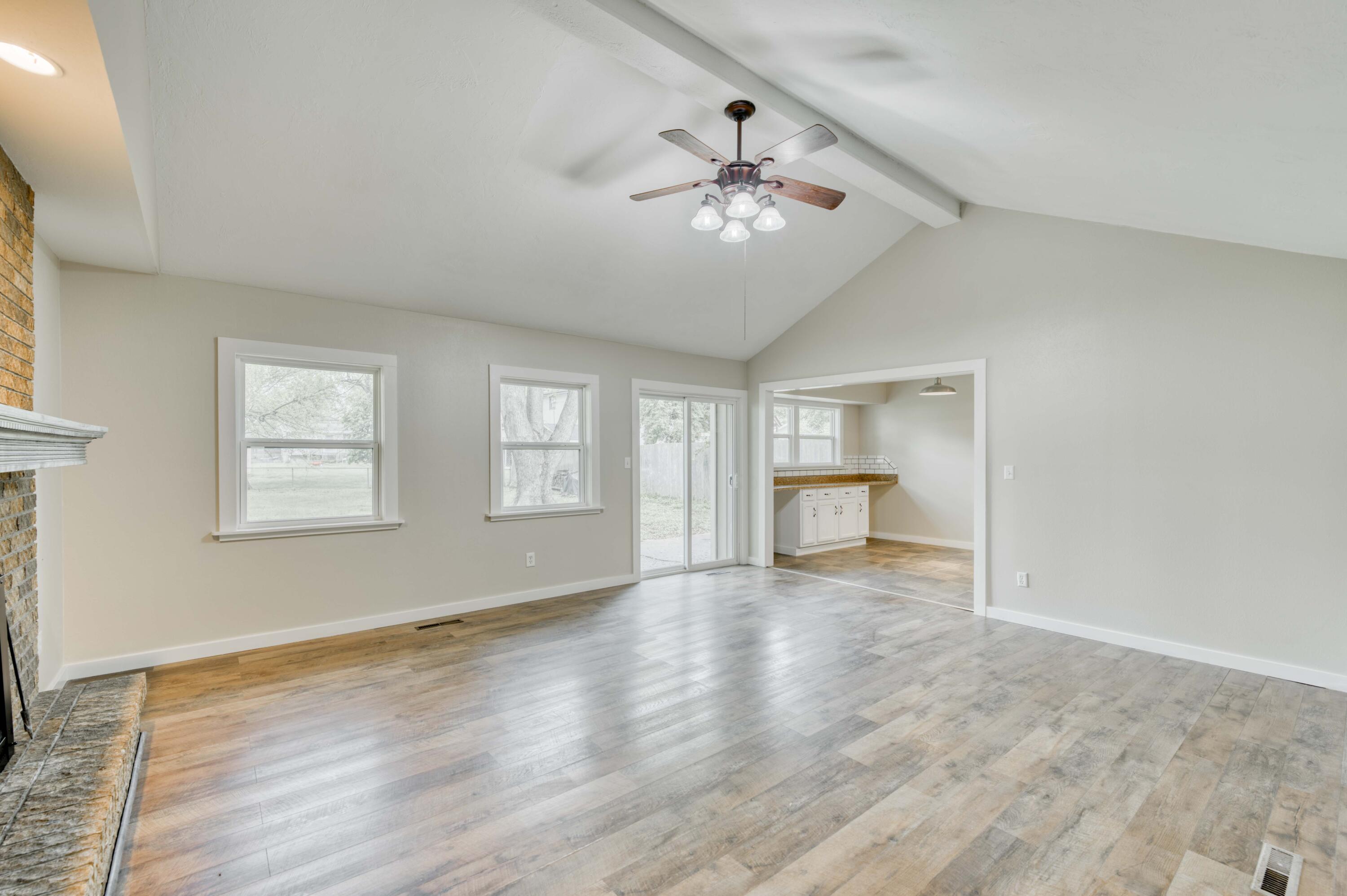5633 South Hampton Avenue Property Photo 21