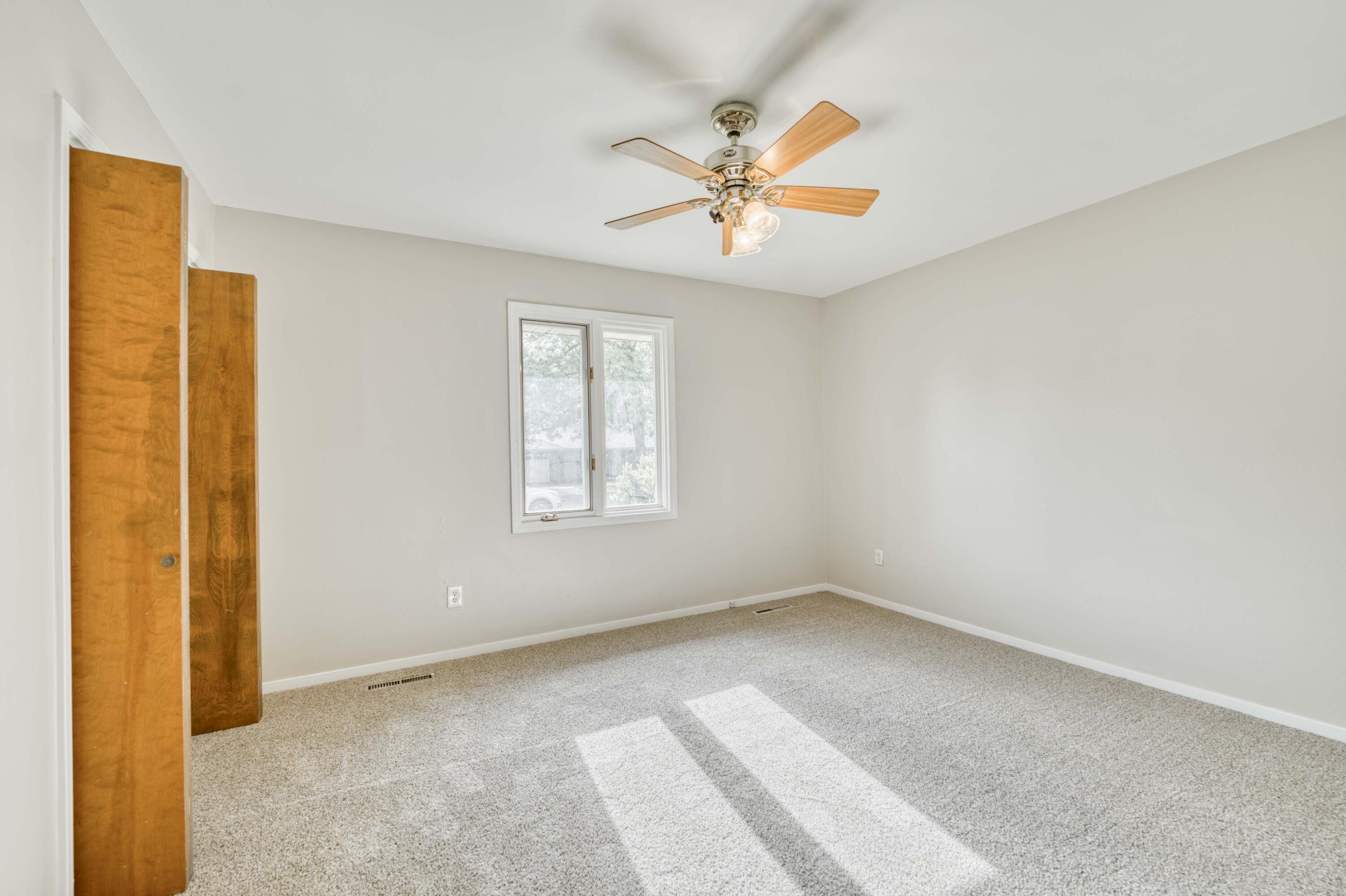 5633 South Hampton Avenue Property Photo 26