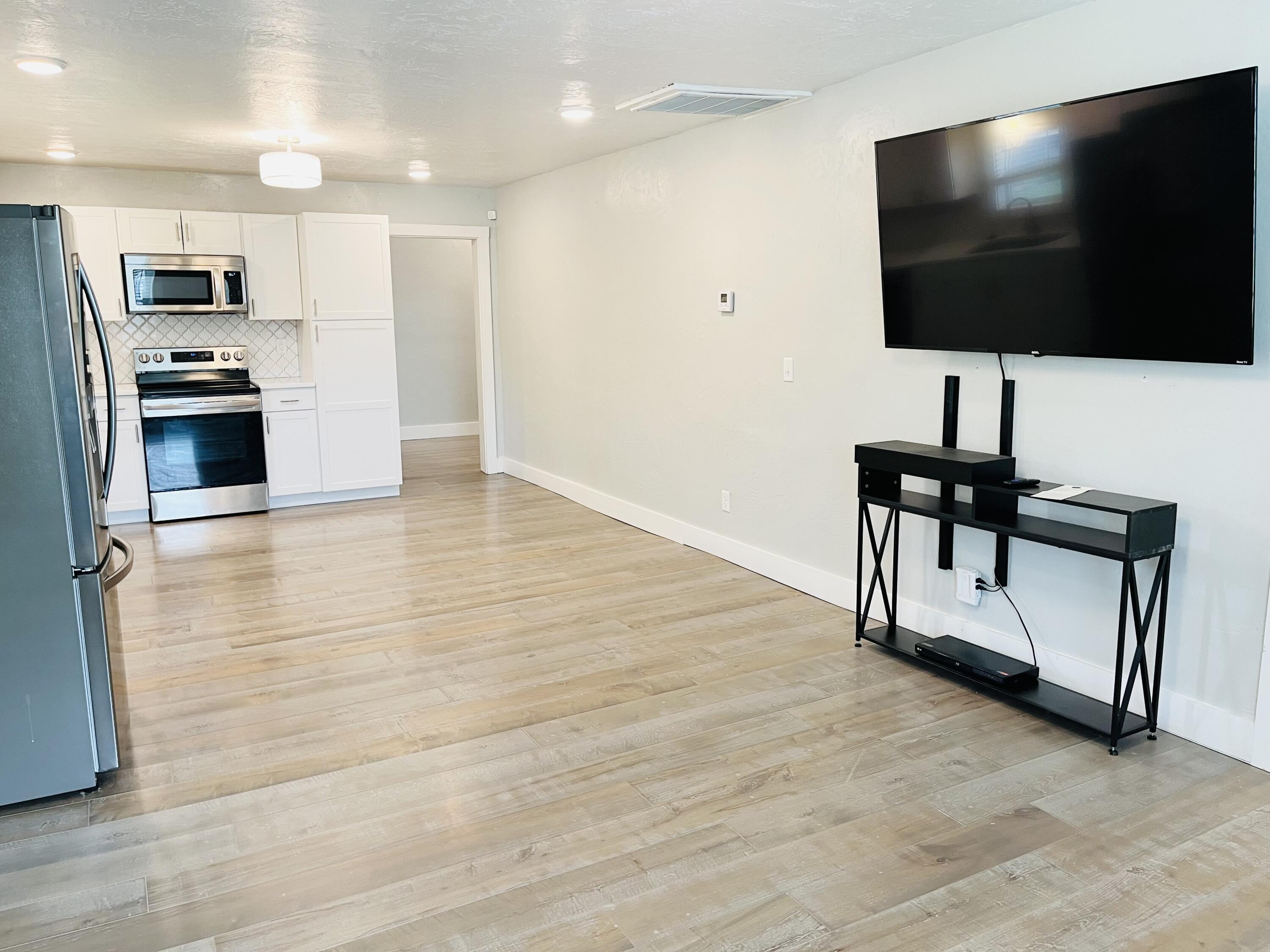 404 South Boston Avenue Property Photo 6
