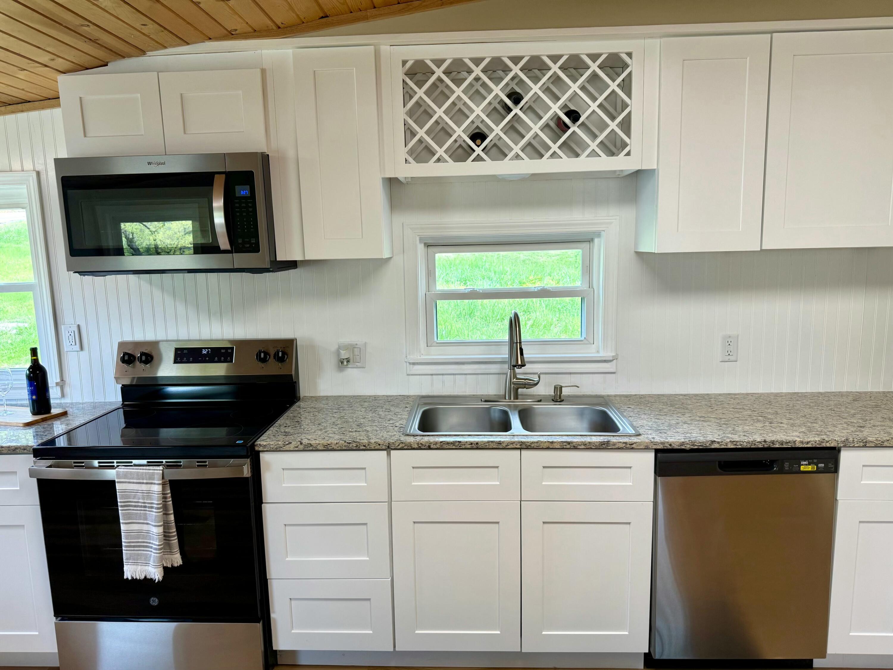 937 Brace Hill Road Property Photo 4