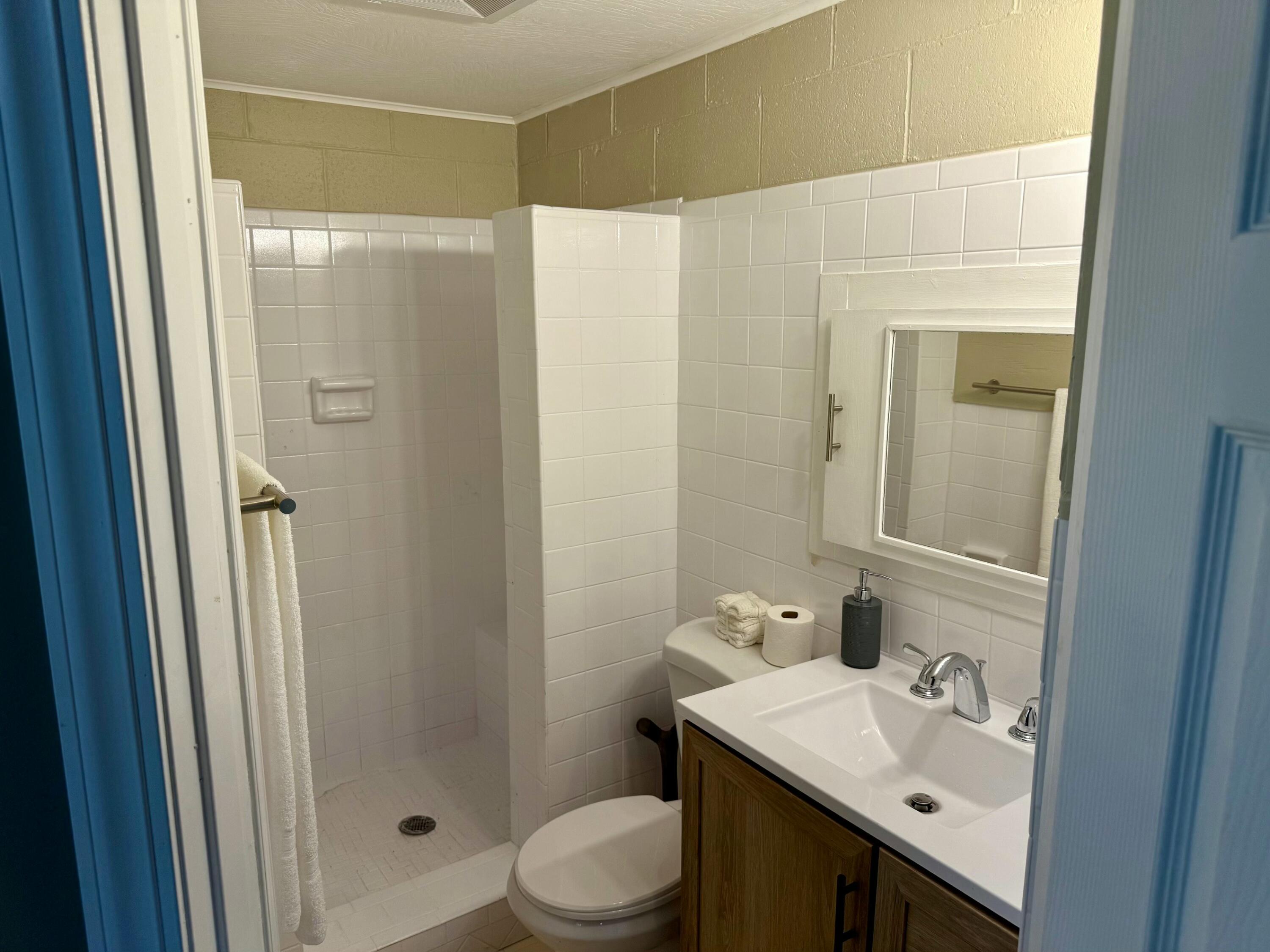 937 Brace Hill Road Property Photo 12