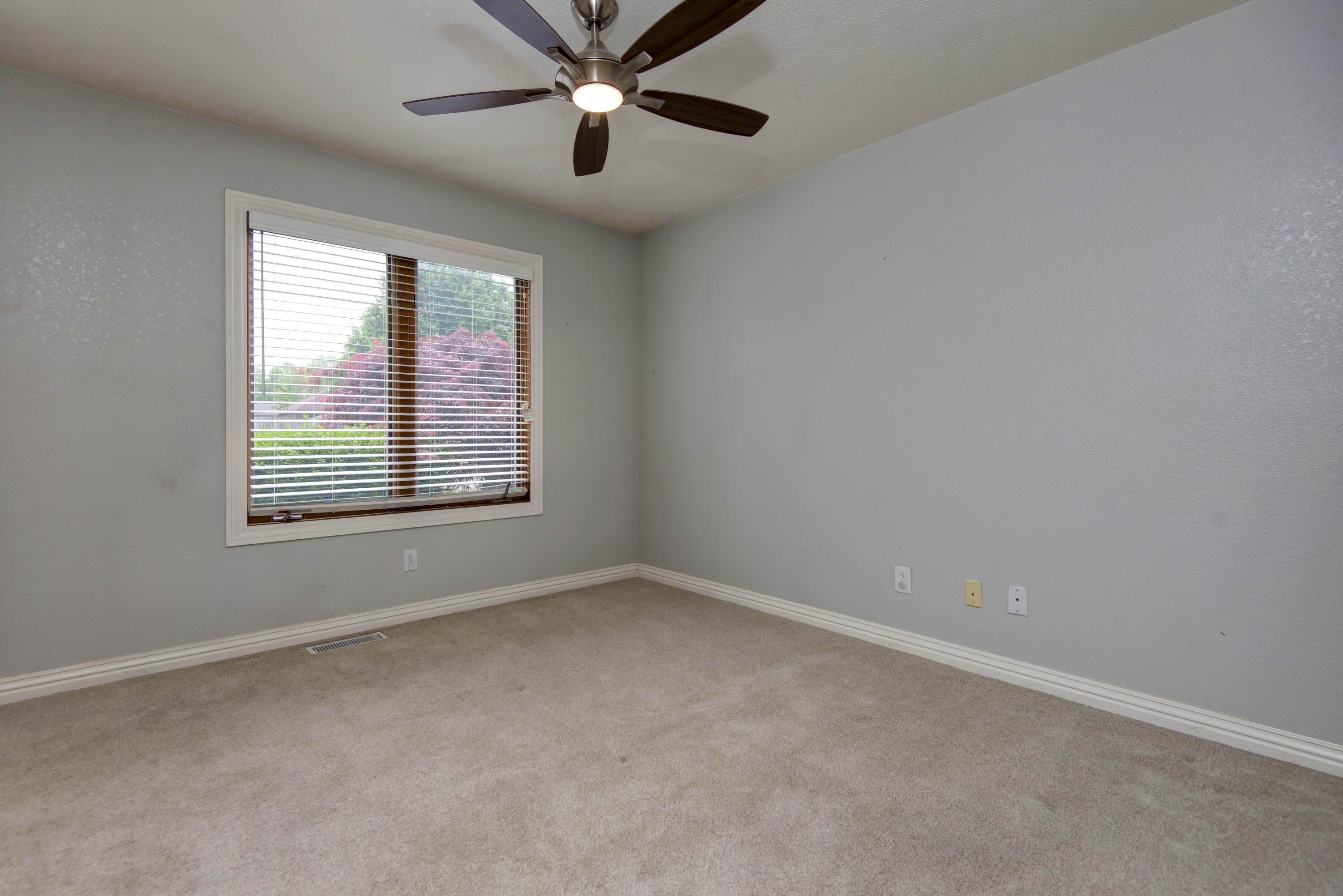 2639 North Wildberry Court Property Photo 15