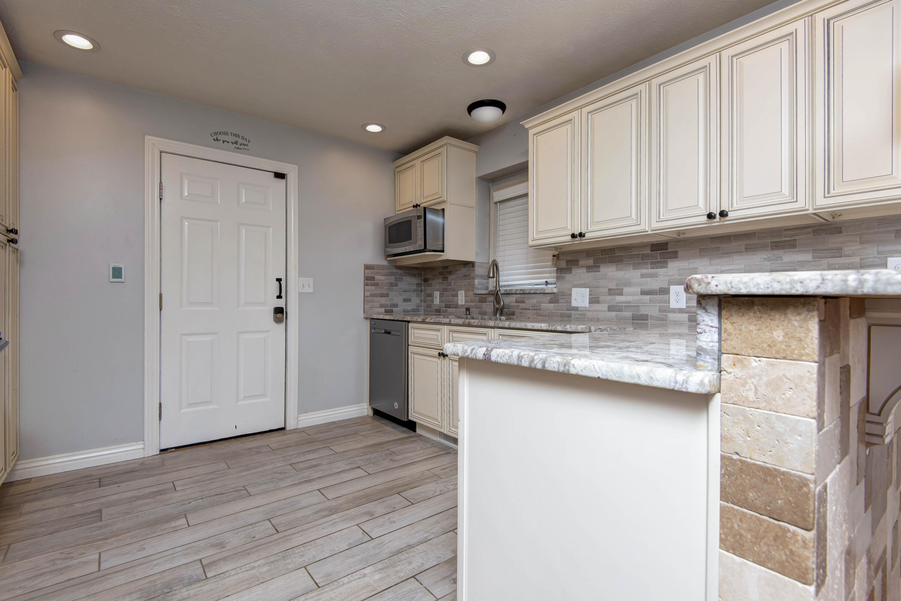 2639 North Wildberry Court Property Photo 23