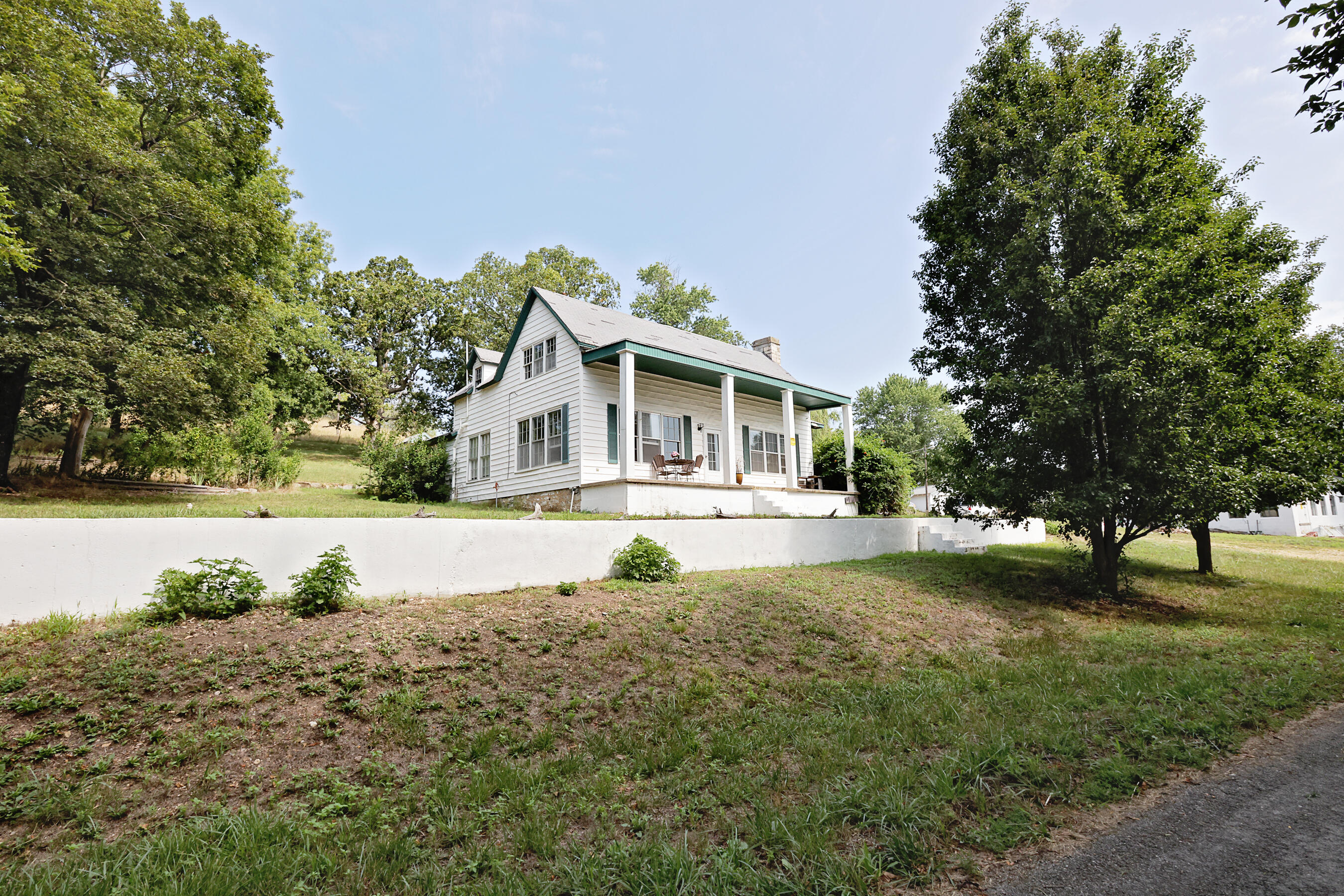 2053 Osage Road Property Photo 2