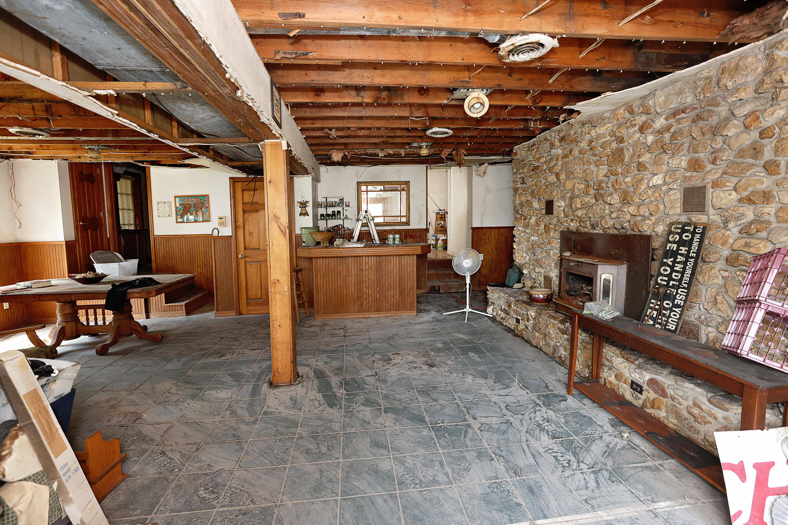 2053 Osage Road Property Photo 9