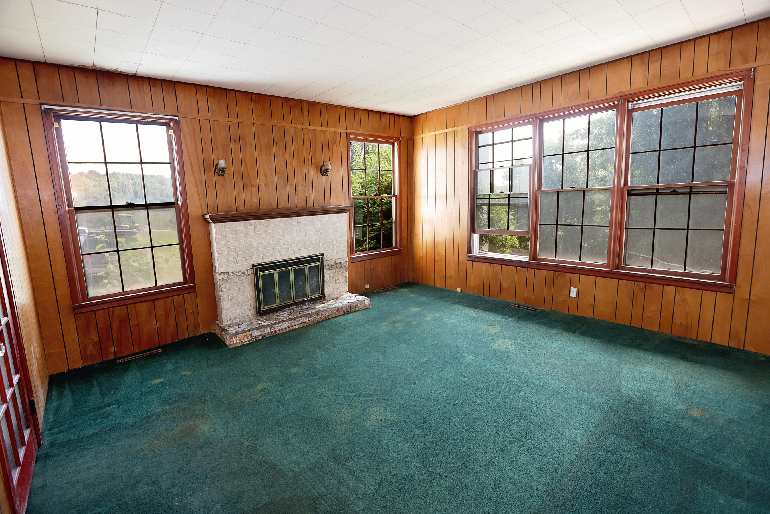 2053 Osage Road Property Photo 12