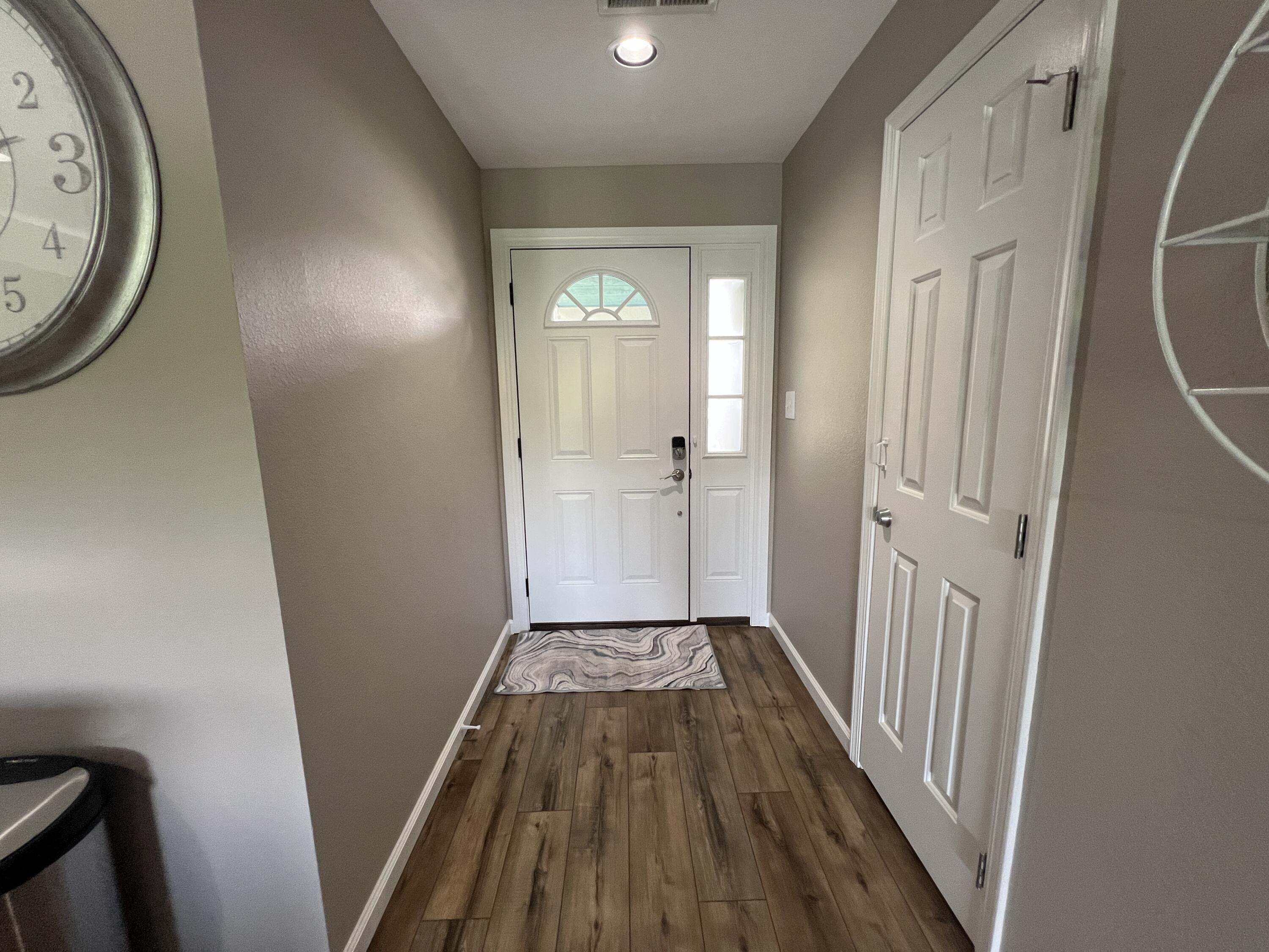 2700 Green Mountain Drive Property Photo 9