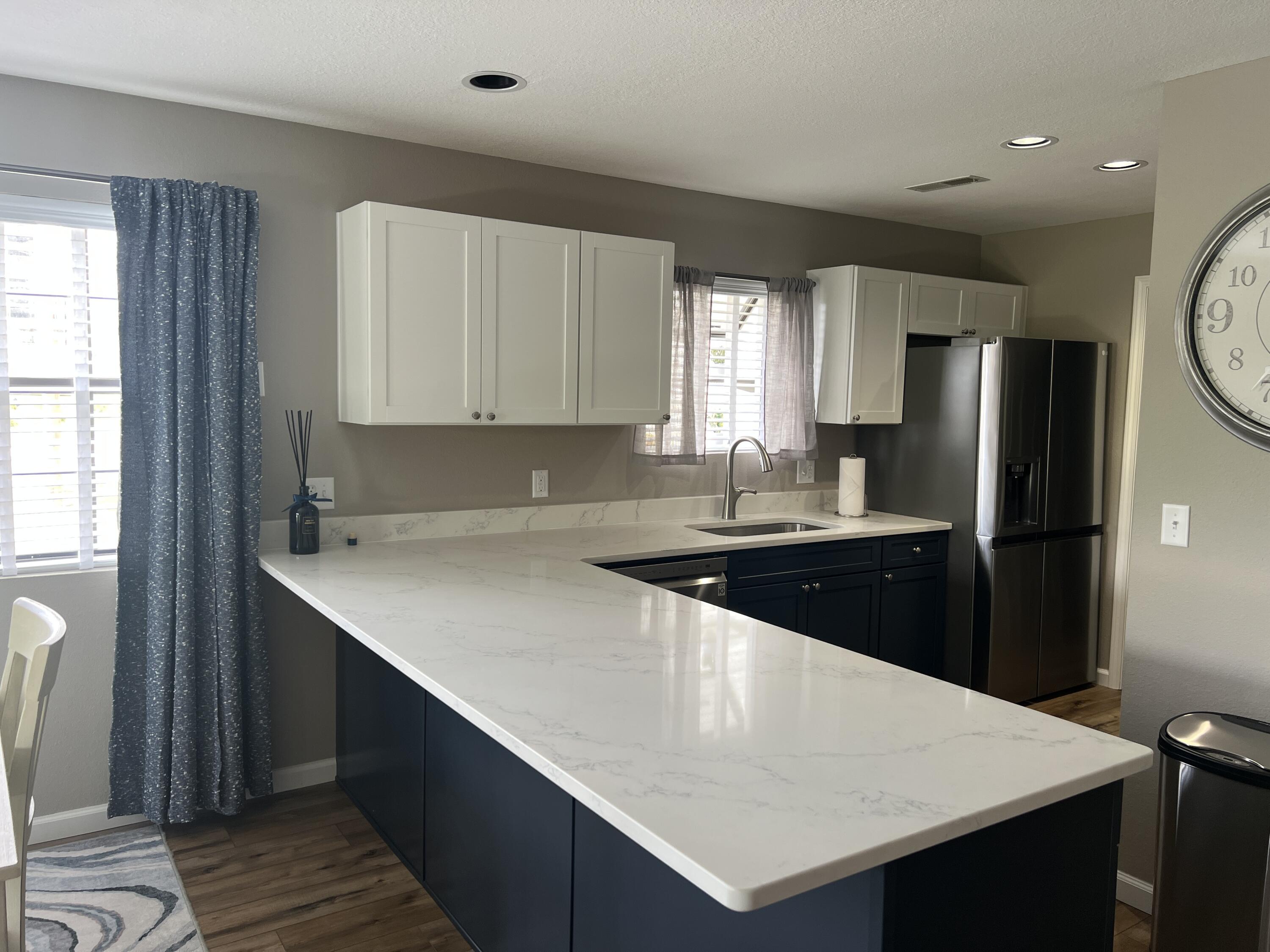 2700 Green Mountain Drive Property Photo 15