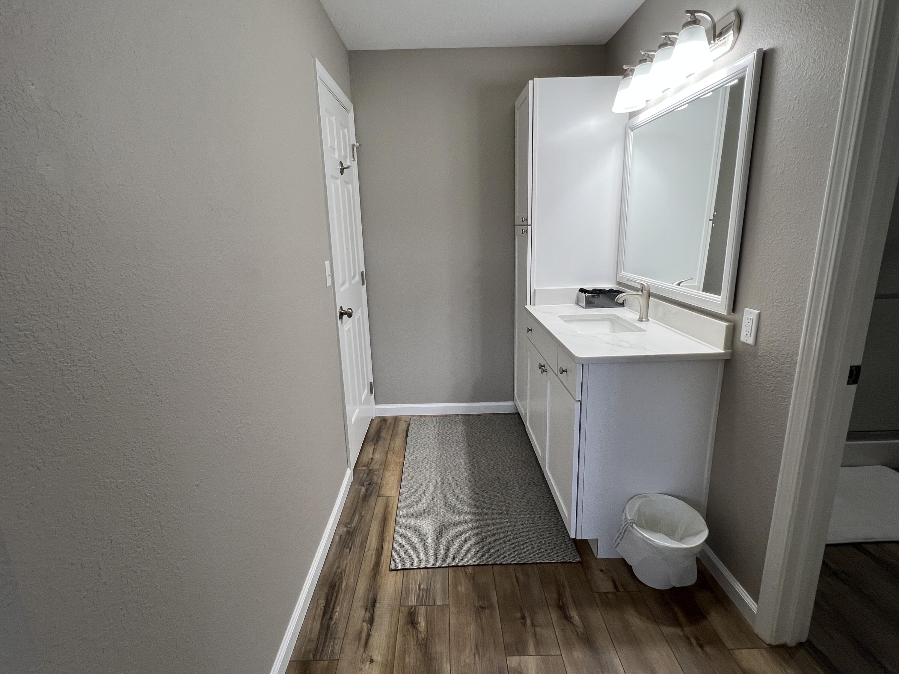 2700 Green Mountain Drive Property Photo 37