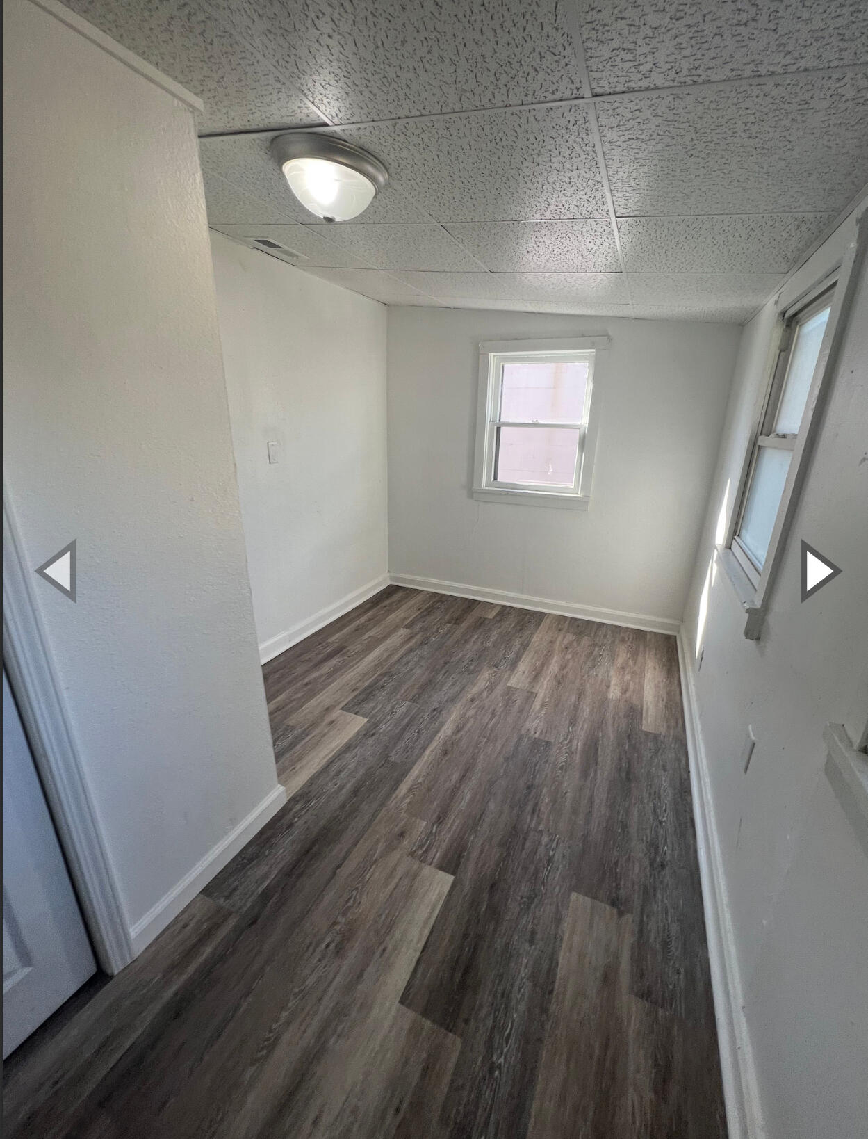 2551 West Grand Street Property Photo 9