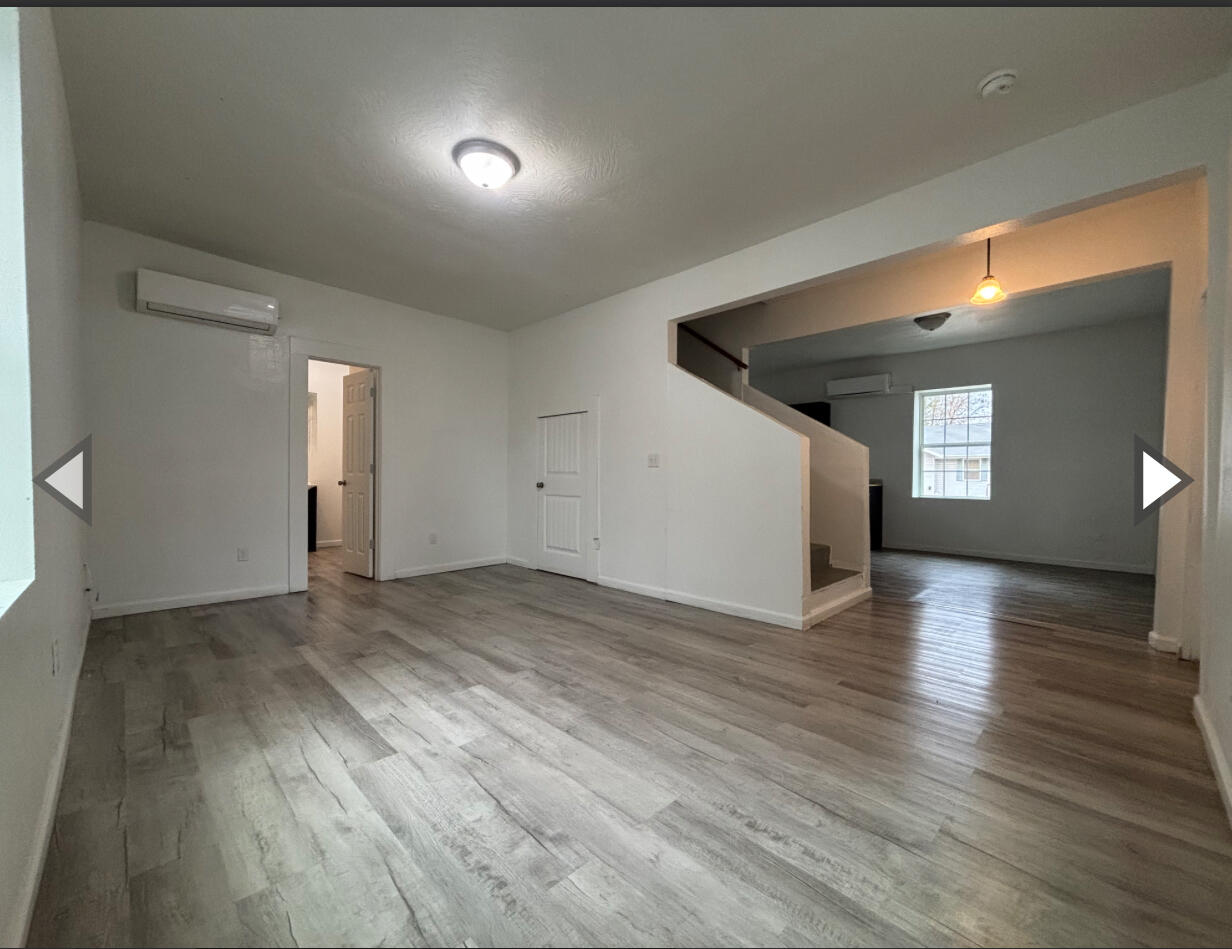 1201 West Chase Street Property Photo 5
