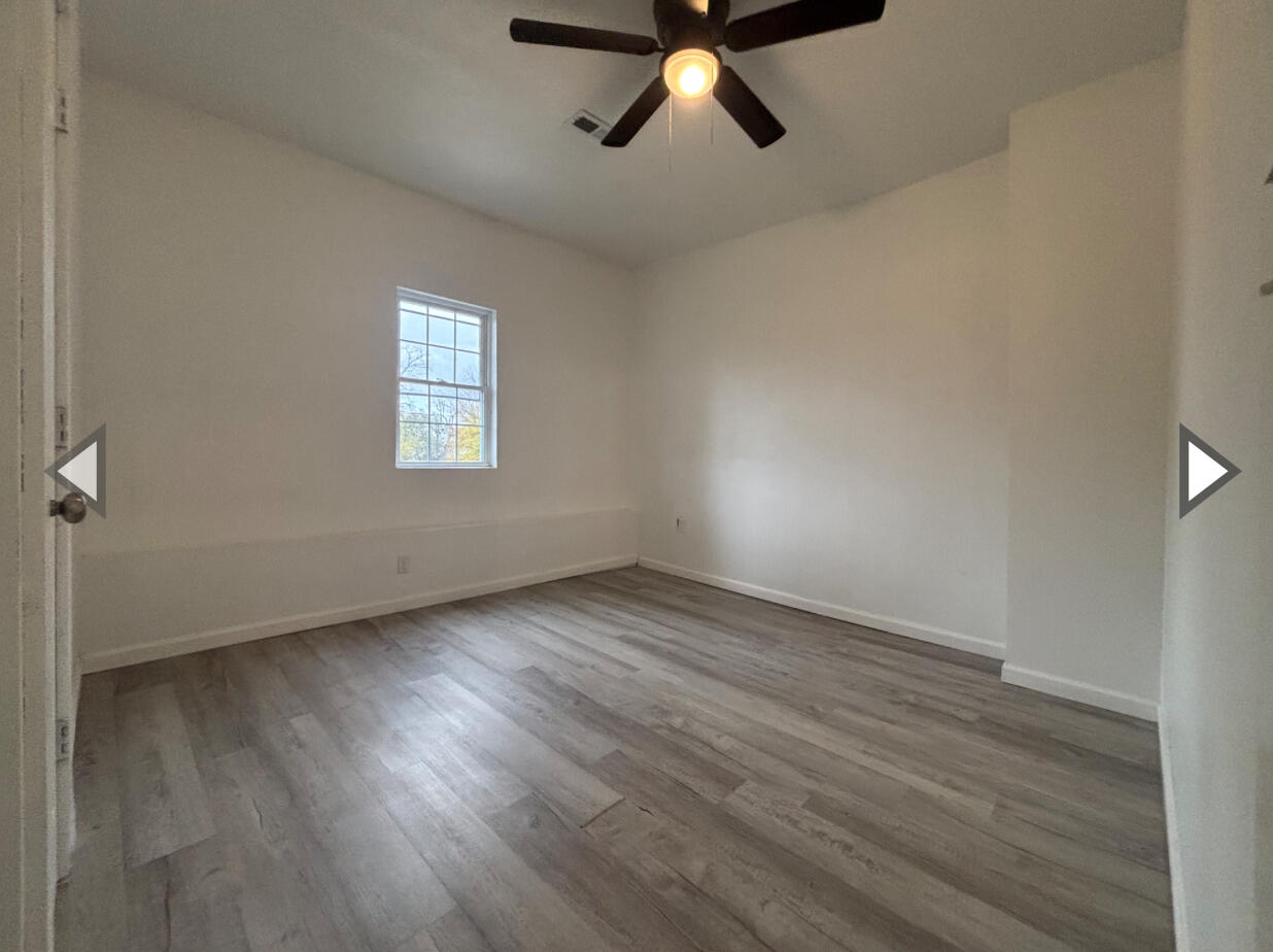 1201 West Chase Street Property Photo 10