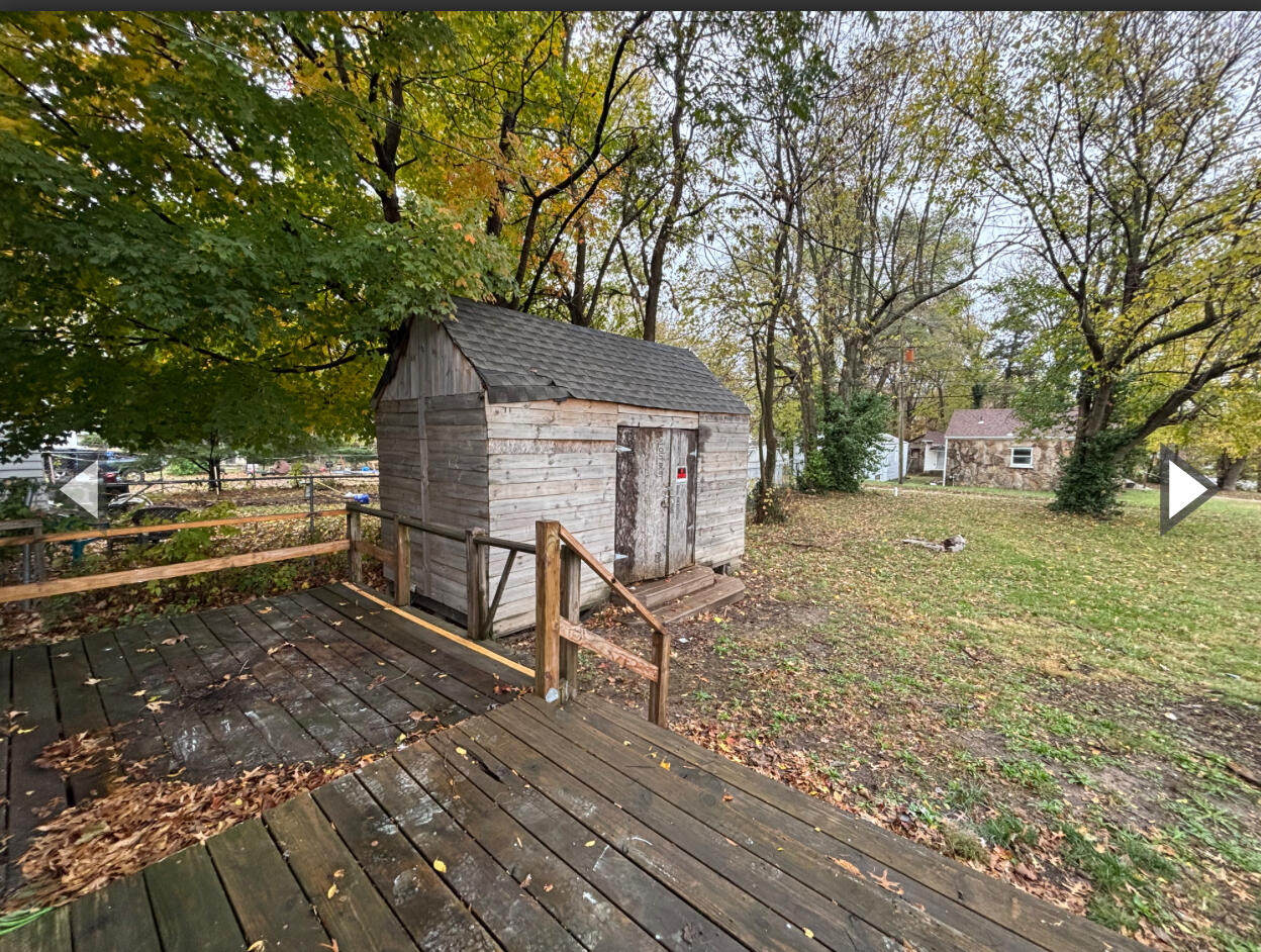 1201 West Chase Street Property Photo 19