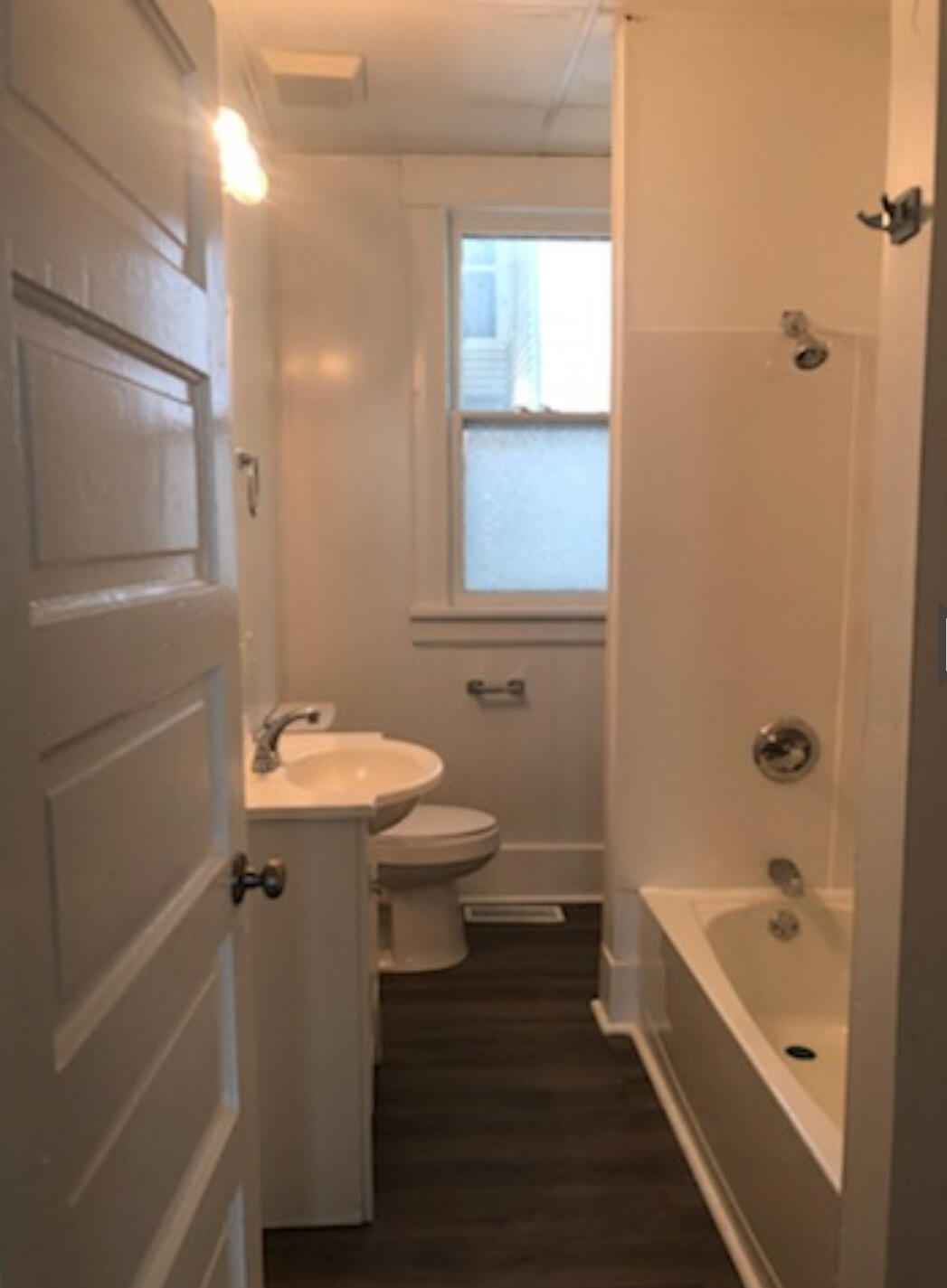 642 West Nichols Street Property Photo 3