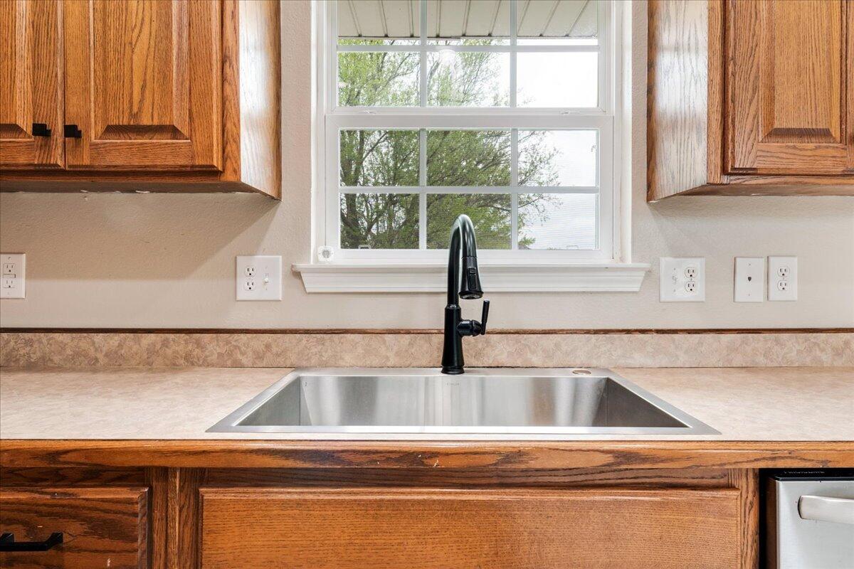 576 South Kings Gate Court Property Photo 11
