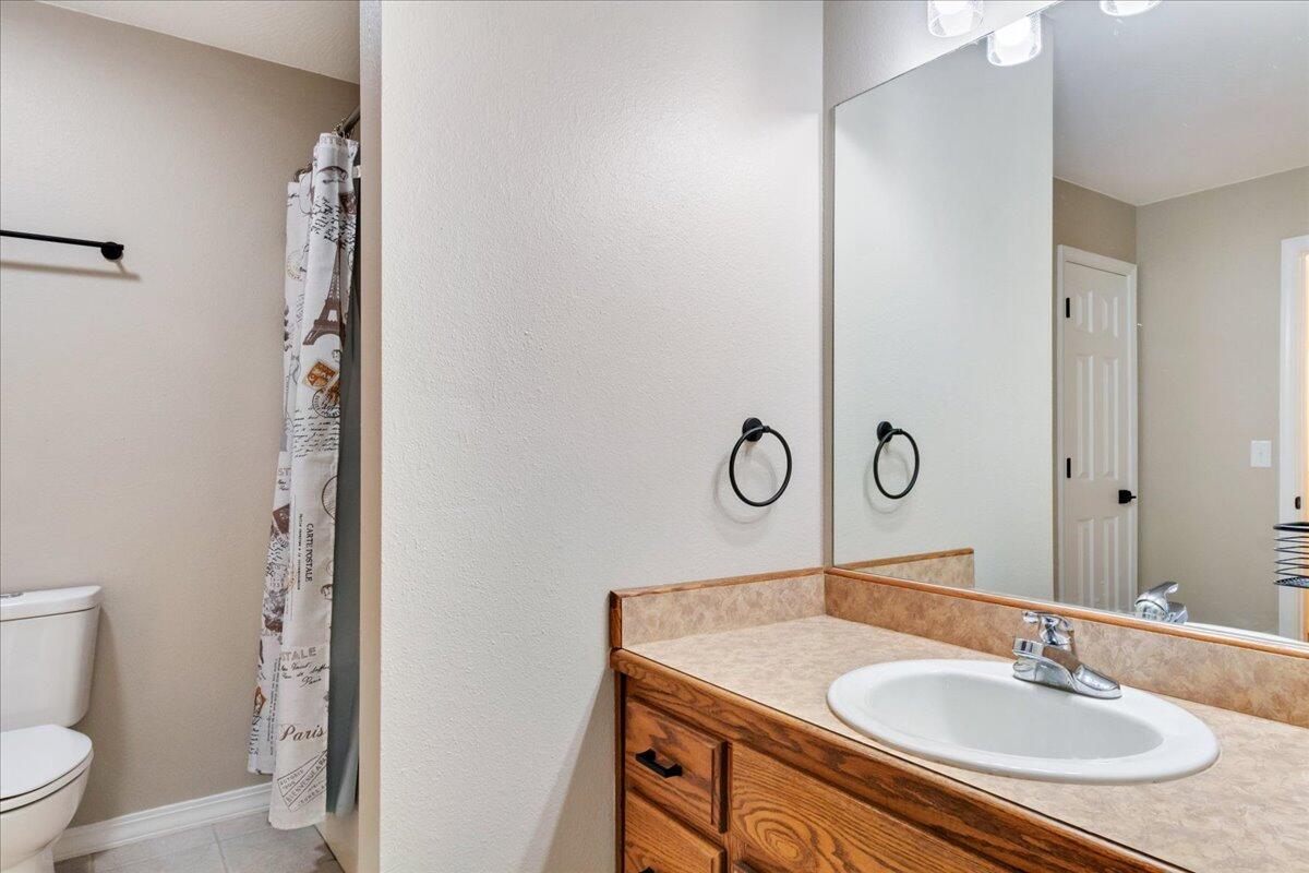 576 South Kings Gate Court Property Photo 15