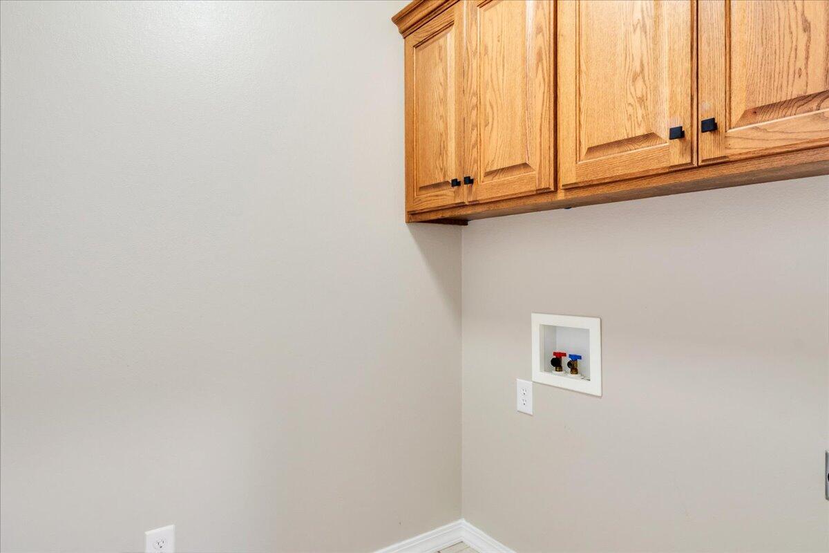 576 South Kings Gate Court Property Photo 19