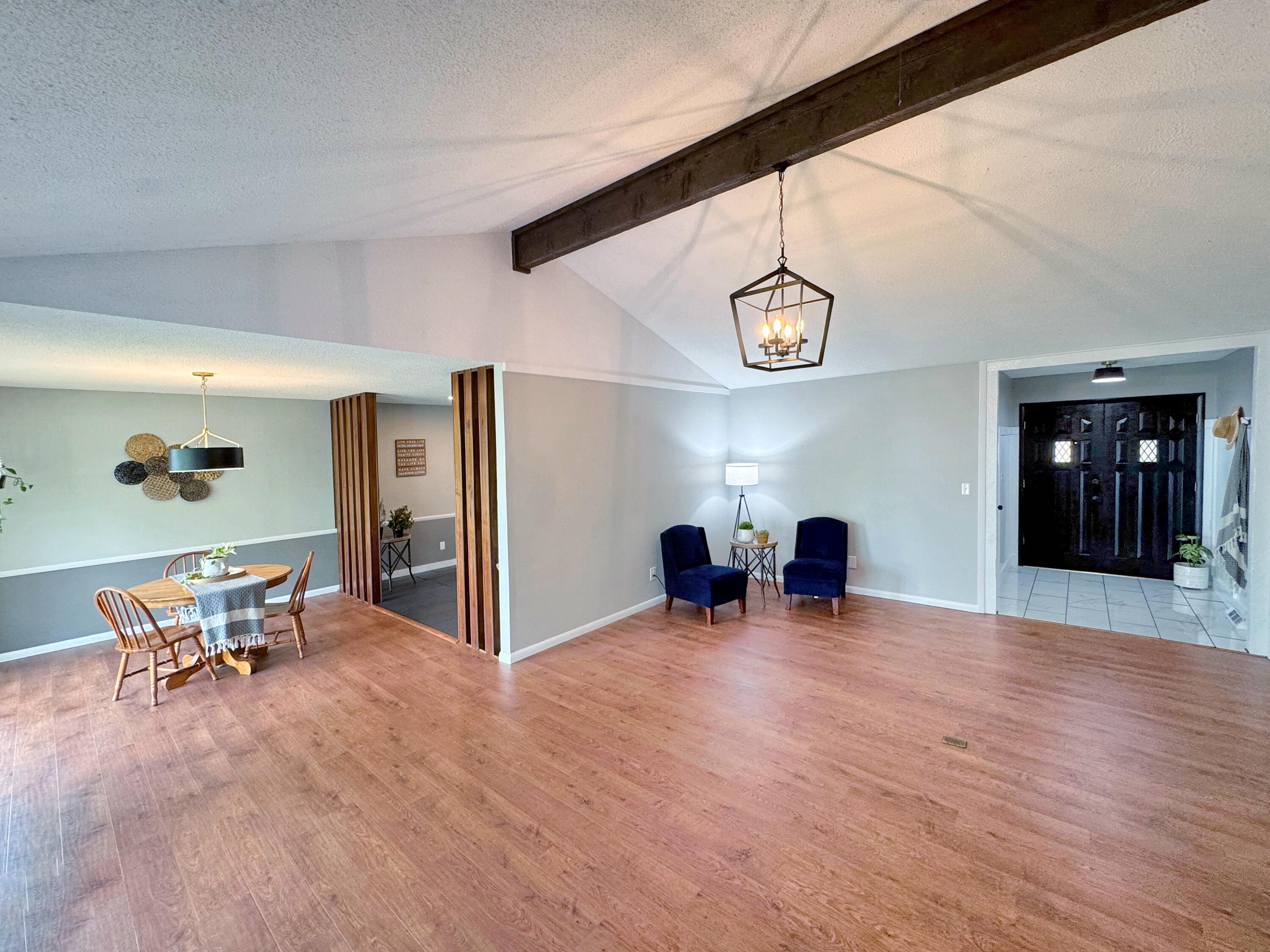 4084 South Eaton Avenue Property Photo 8