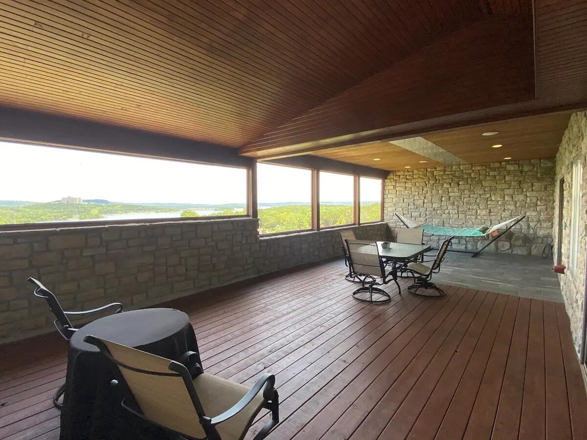 48 King Circle Property Photo 15