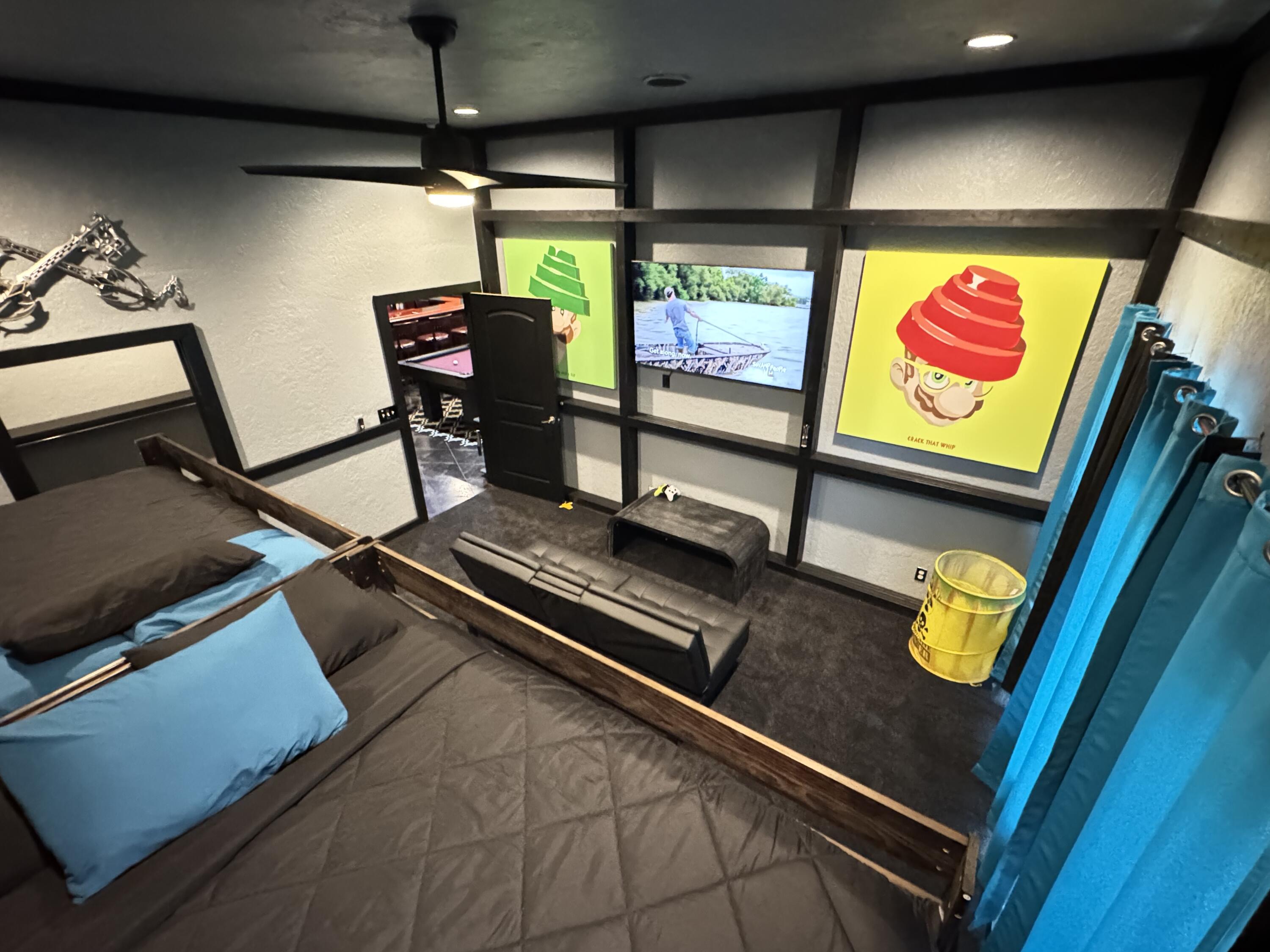 48 King Circle Property Photo 29