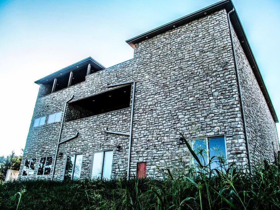 48 King Circle Property Photo 40