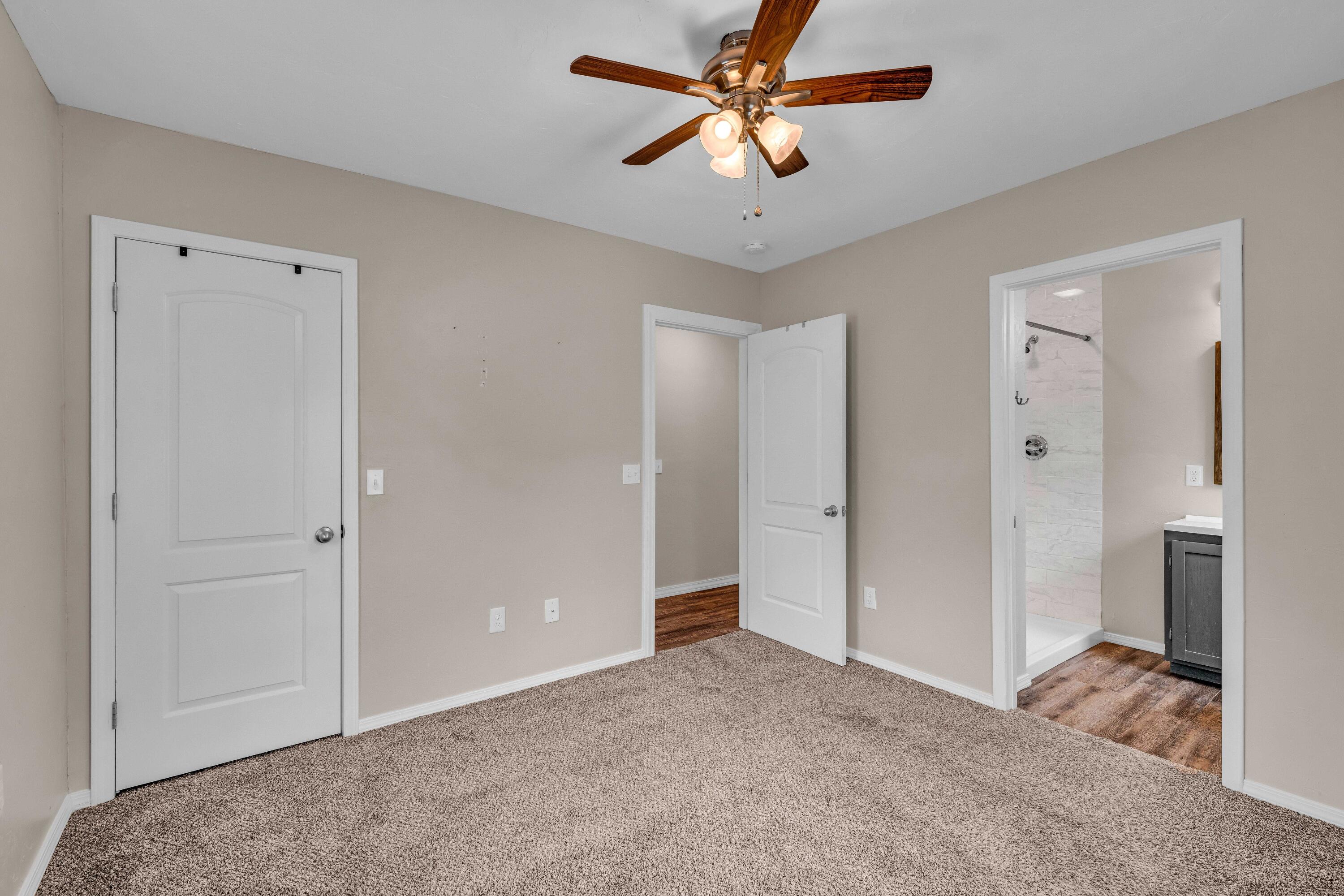 818 North Utah Street Property Photo 24