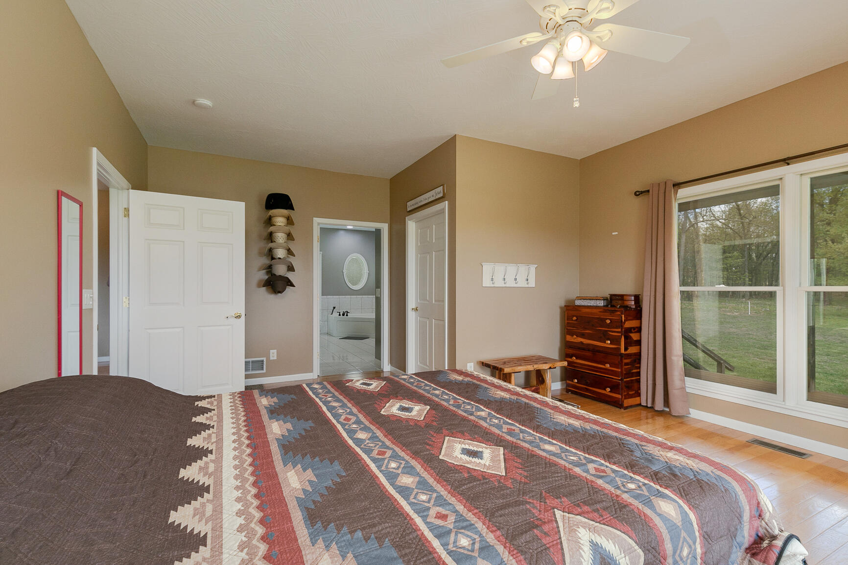 1560 Straight Road Property Photo 19