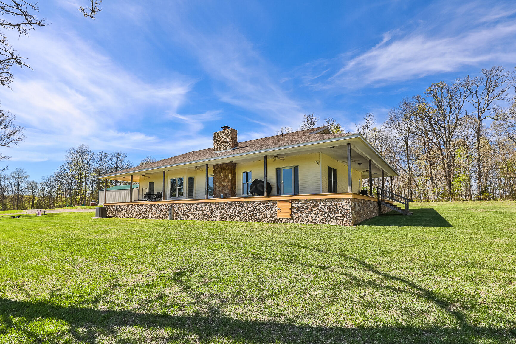 1560 Straight Road Property Photo 33