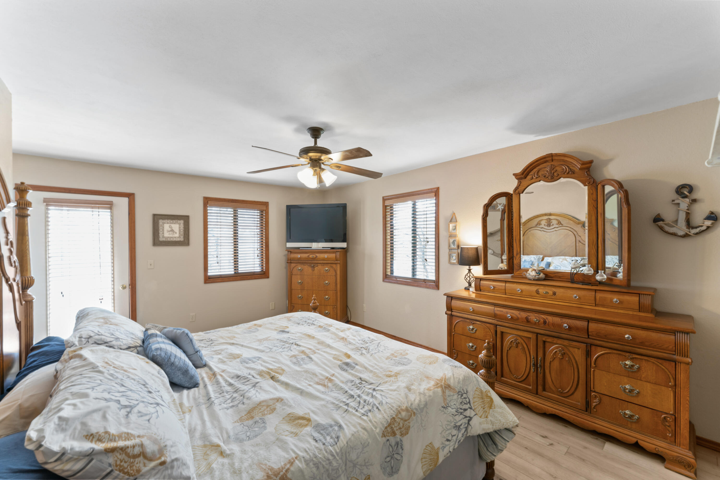 139 Winners Circle Property Photo 17