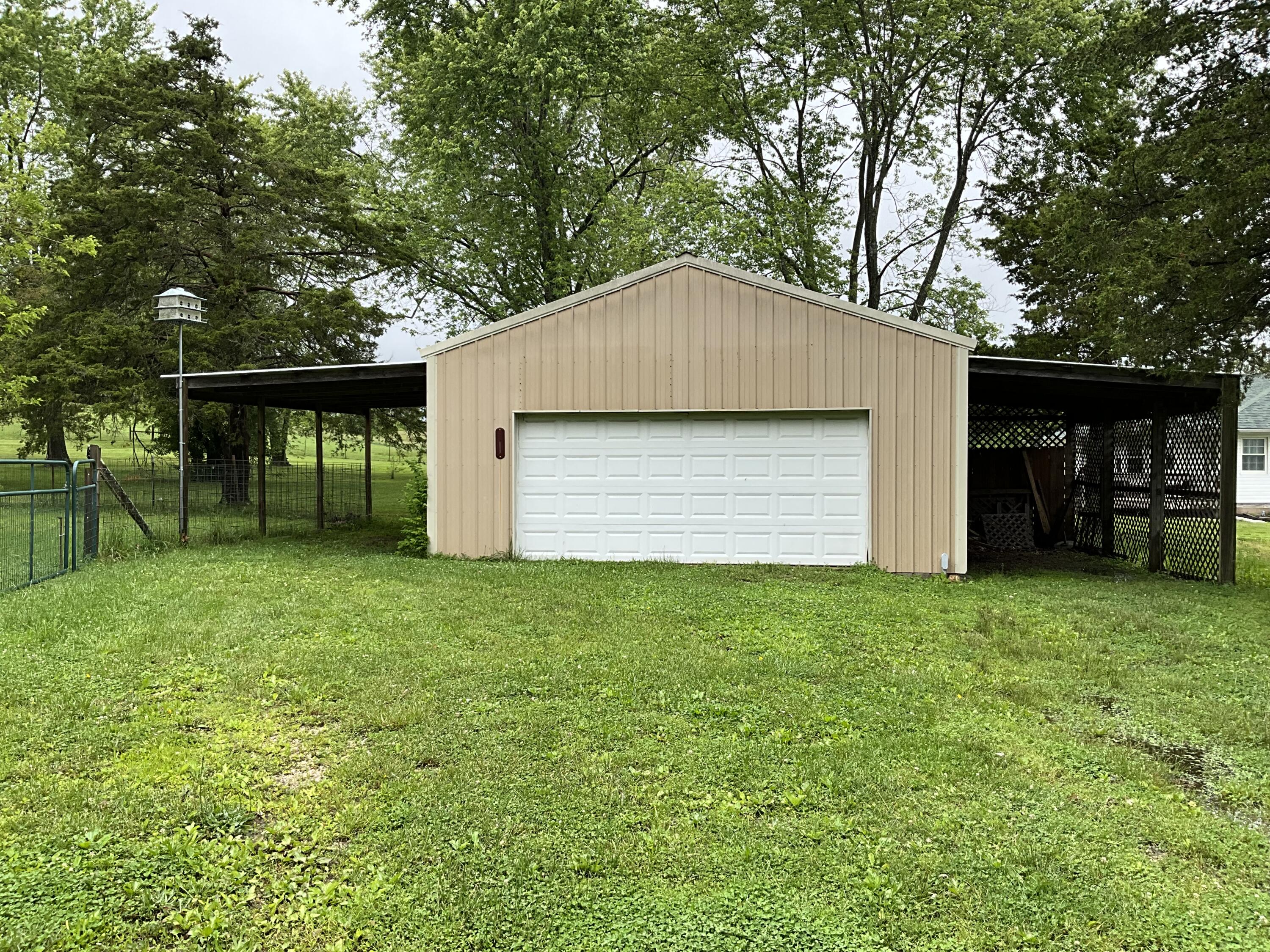305 Pine Grove Road Property Photo 11