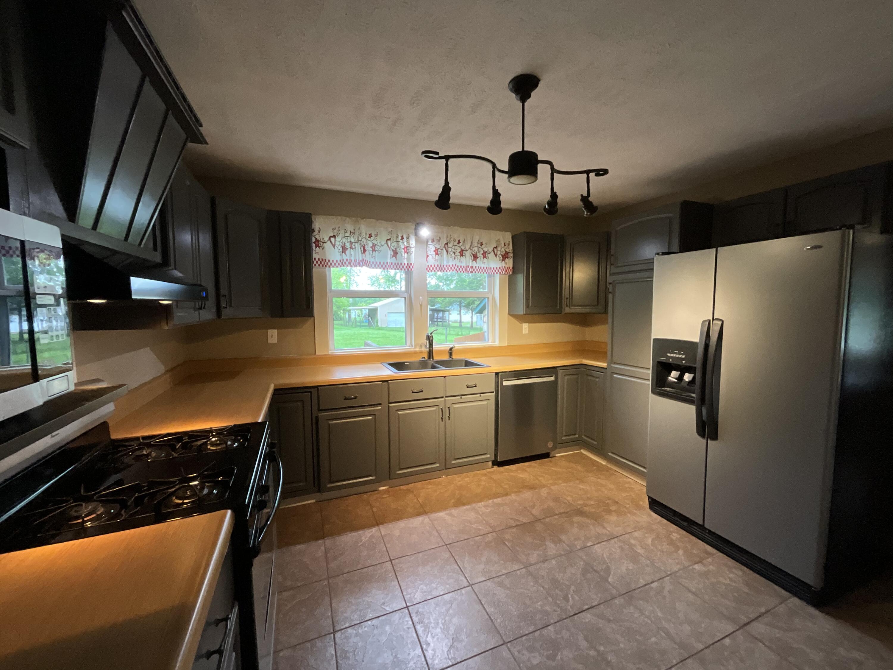 305 Pine Grove Road Property Photo 25
