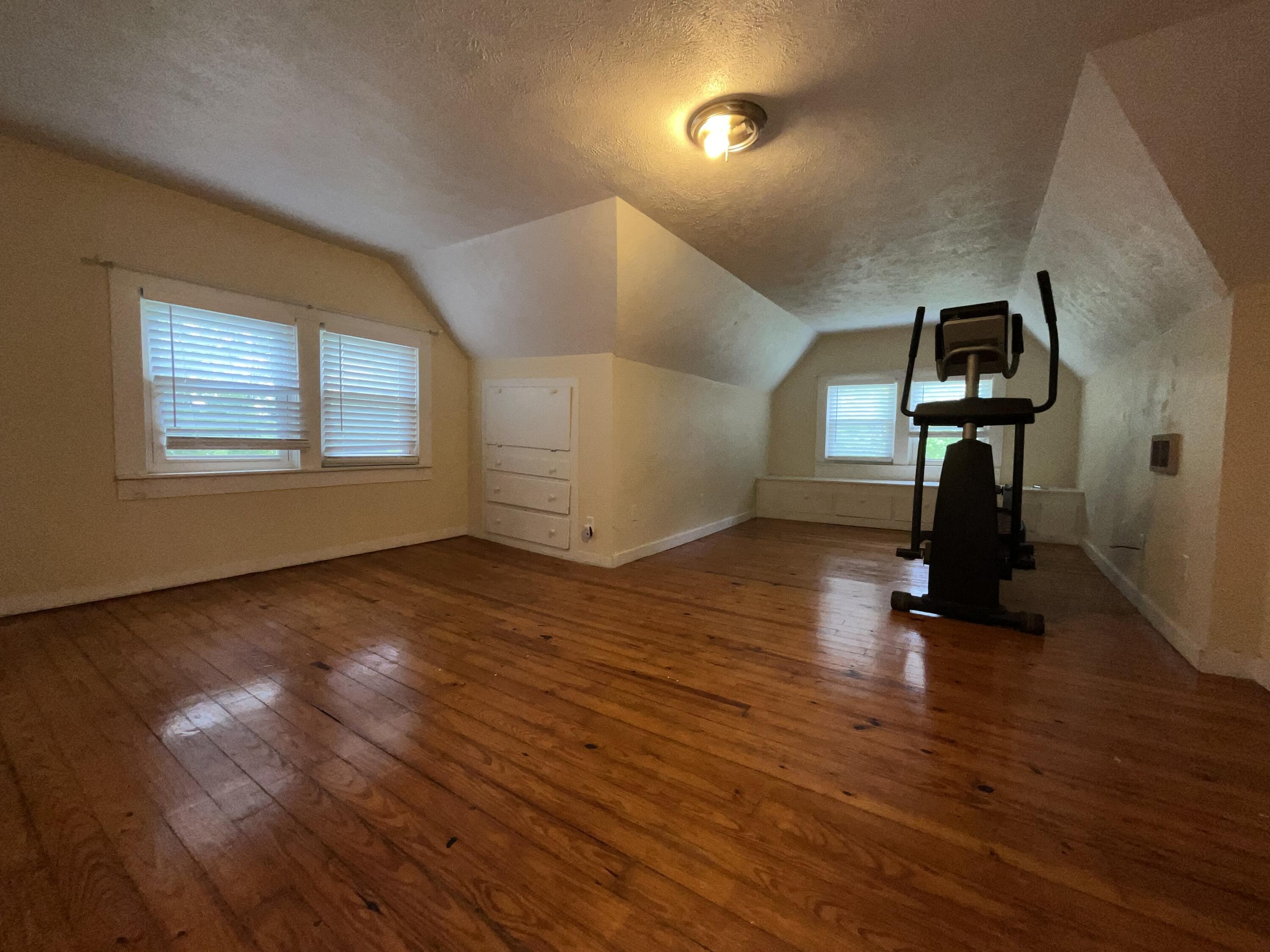 305 Pine Grove Road Property Photo 41