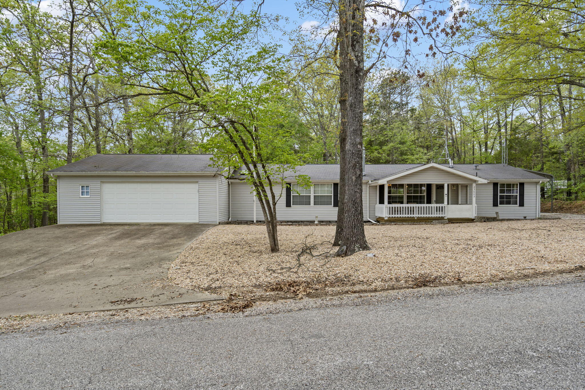 23643 Falcon Lane Property Photo 2