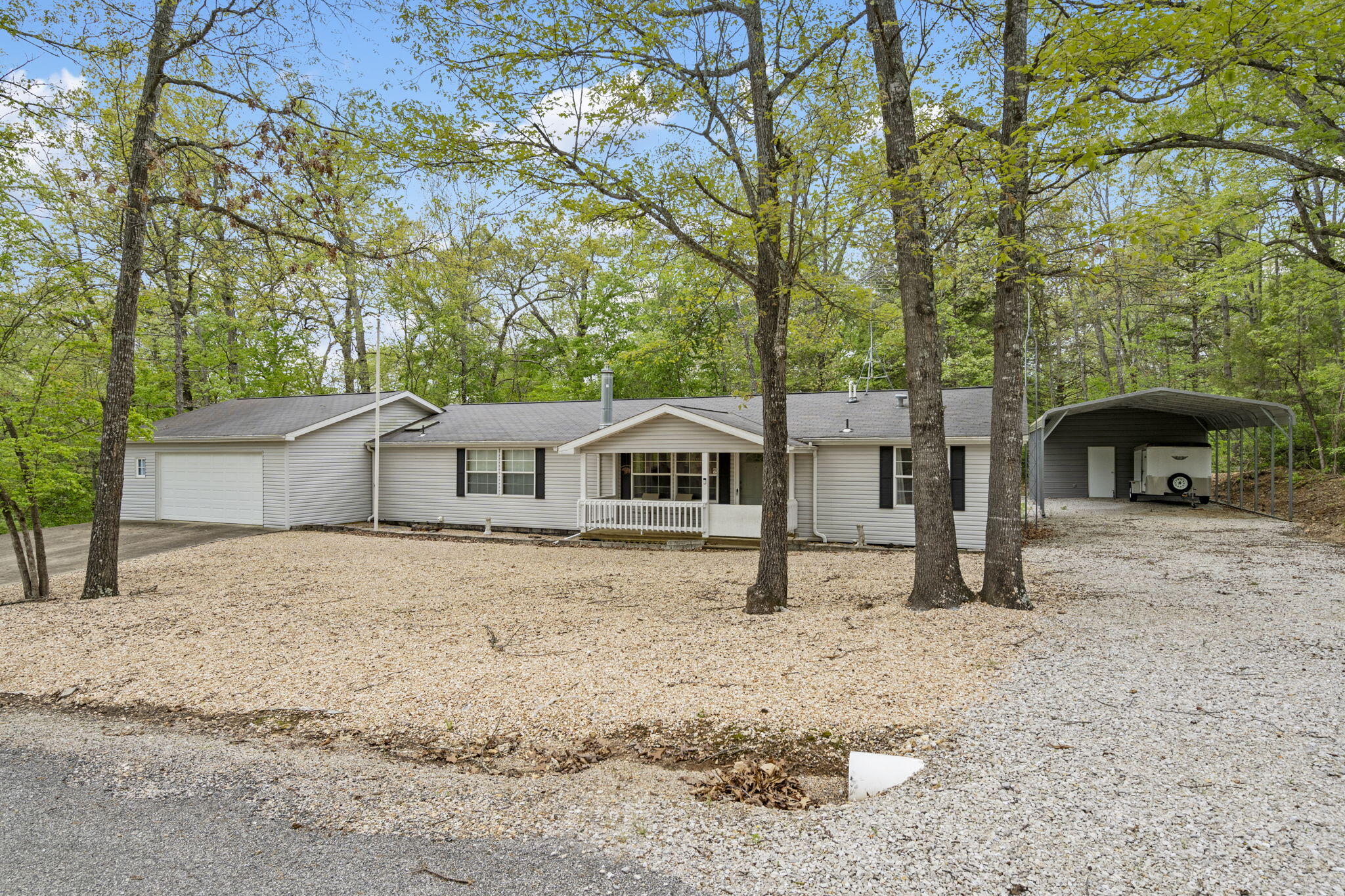23643 Falcon Lane Property Photo 3