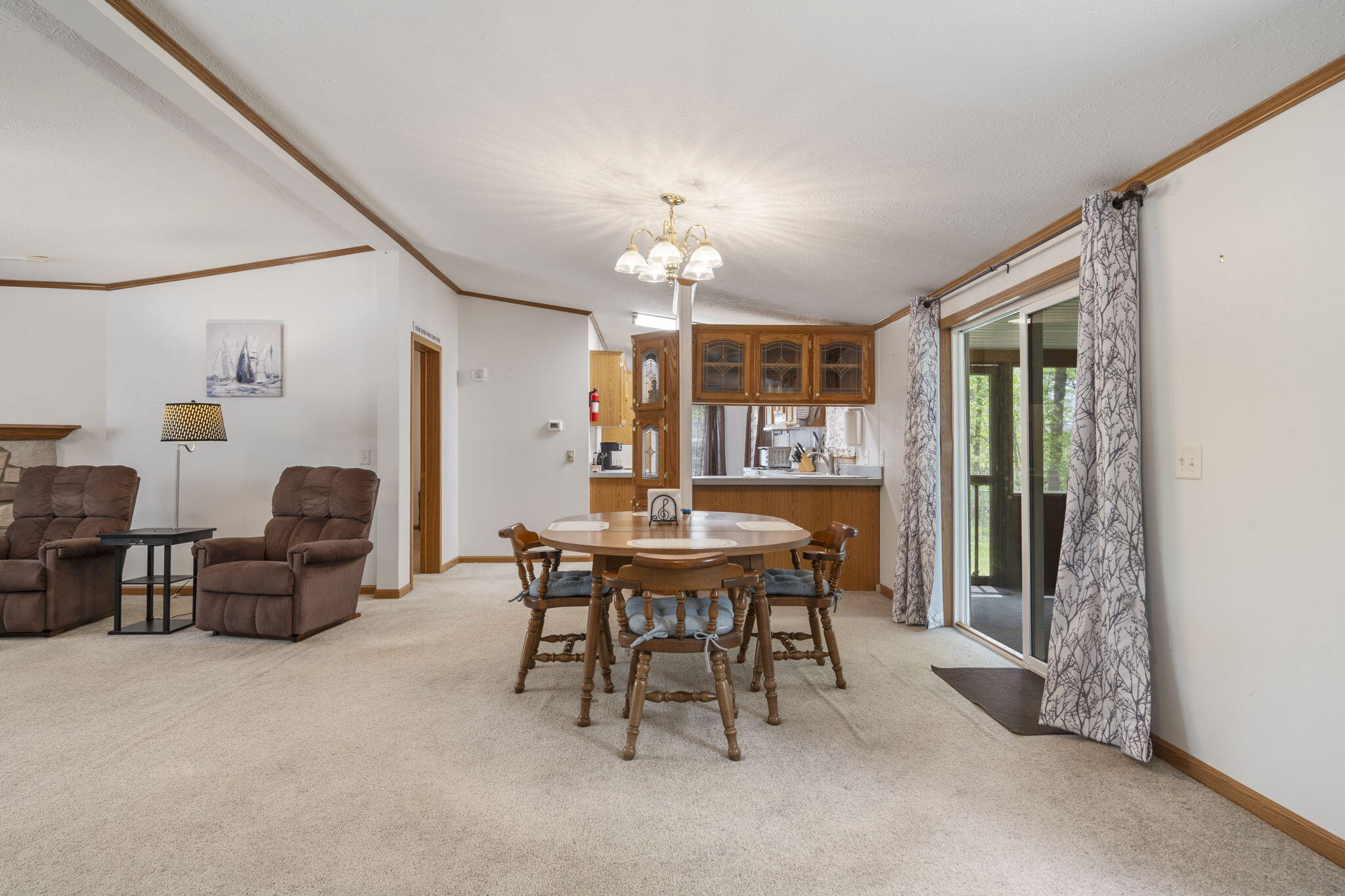 23643 Falcon Lane Property Photo 12