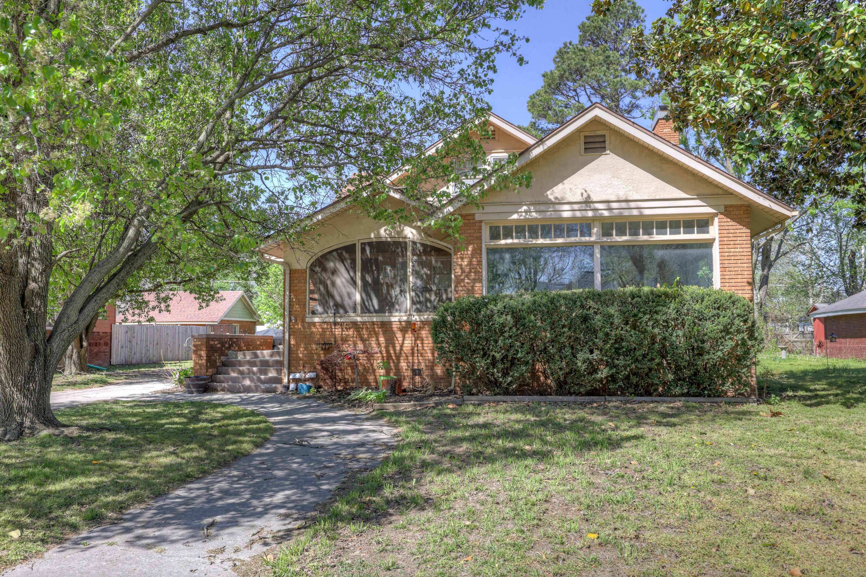 110 North Connor Avenue Property Photo 1