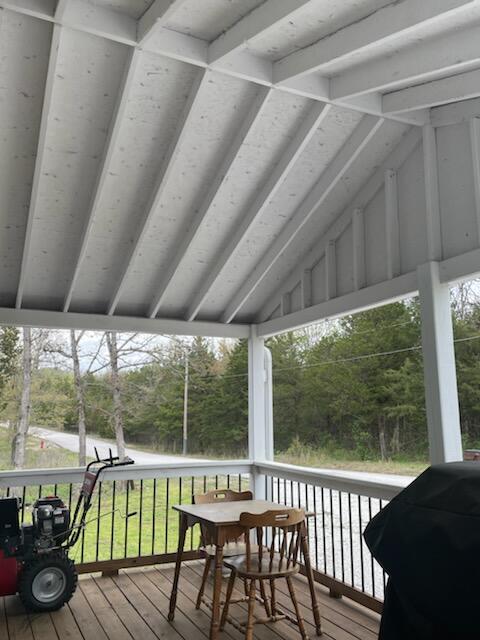 18486 Pace Lane Property Photo 8