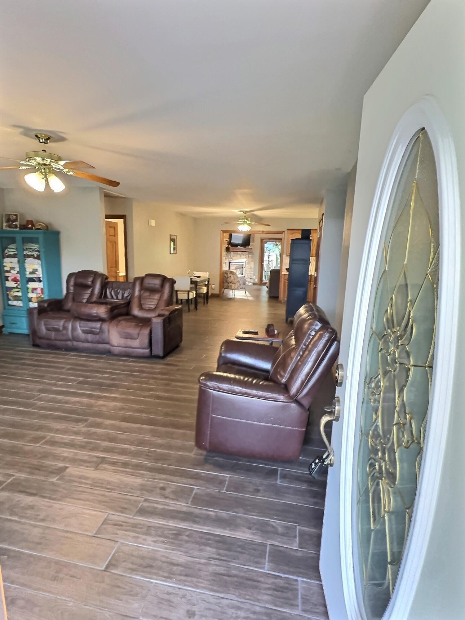309 Hillcrest Drive Property Photo 2