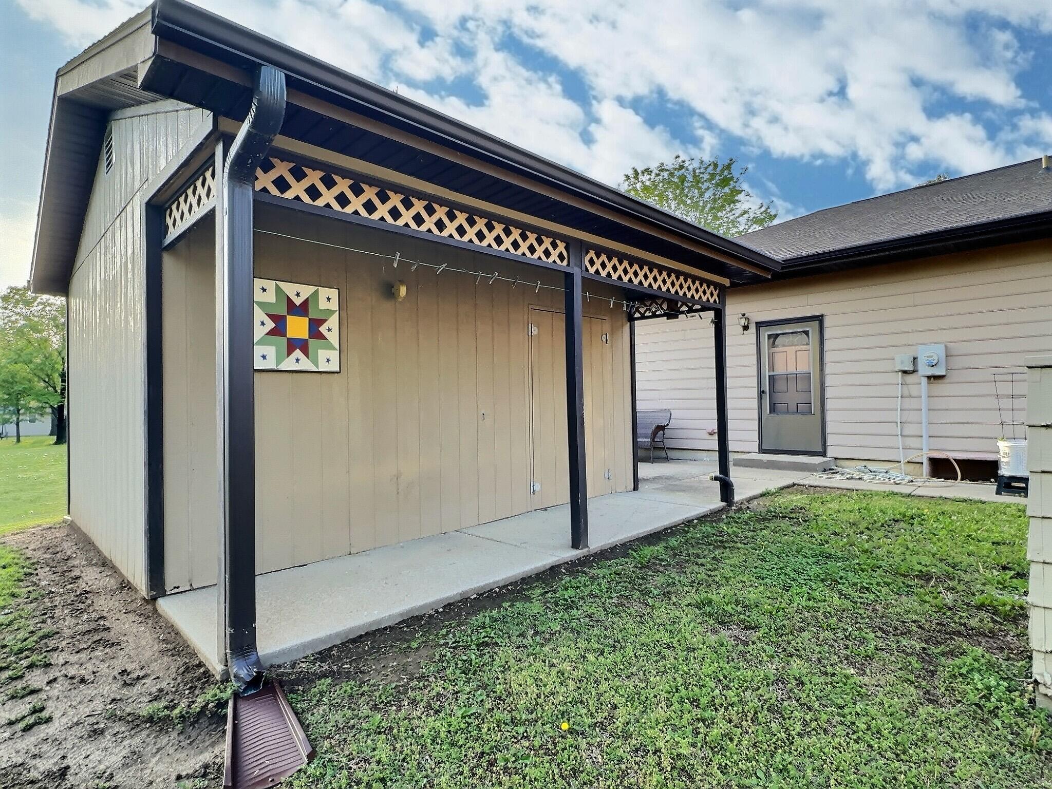 309 Hillcrest Drive Property Photo 14