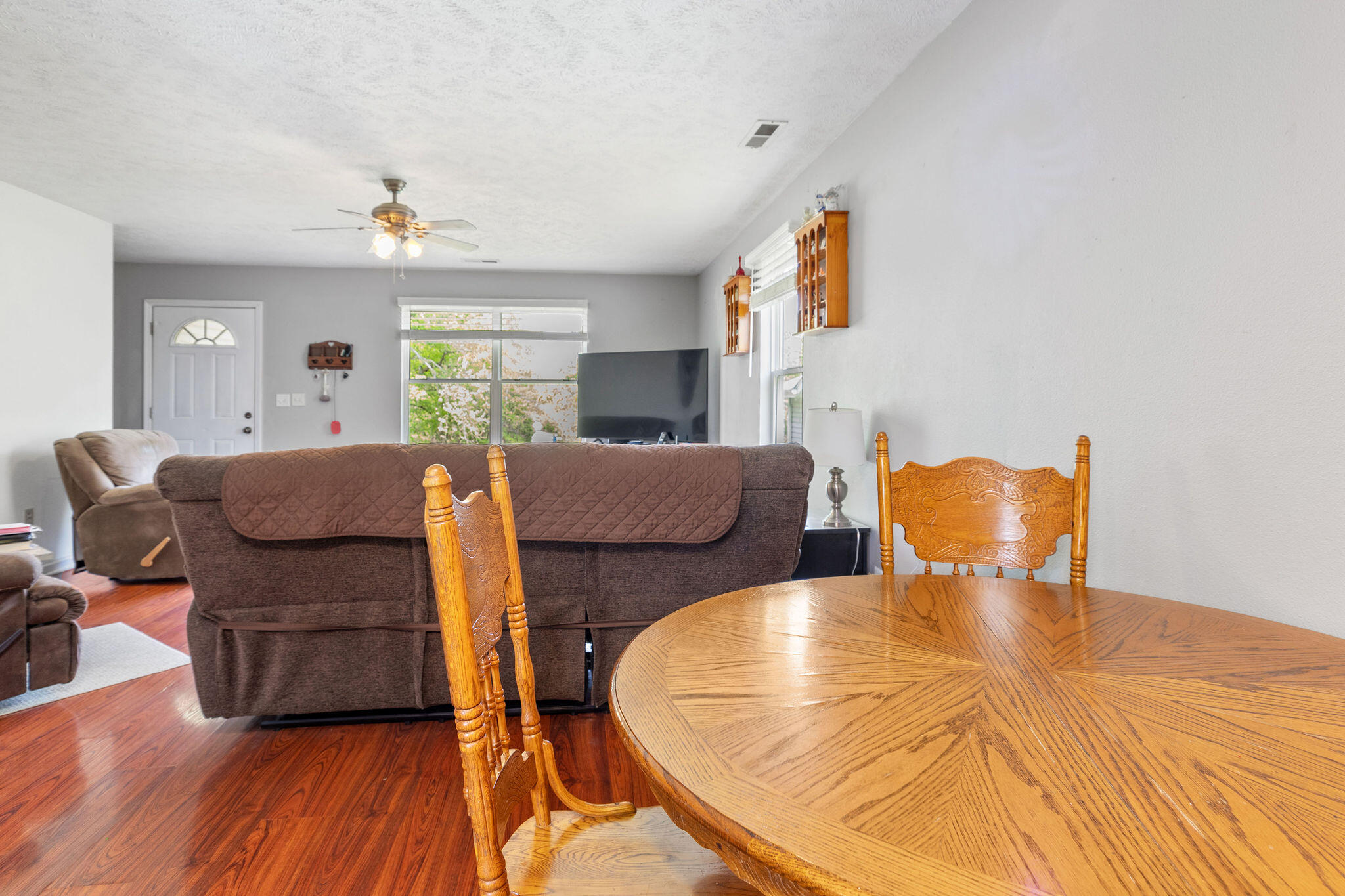 317 Hickory Street Property Photo 6