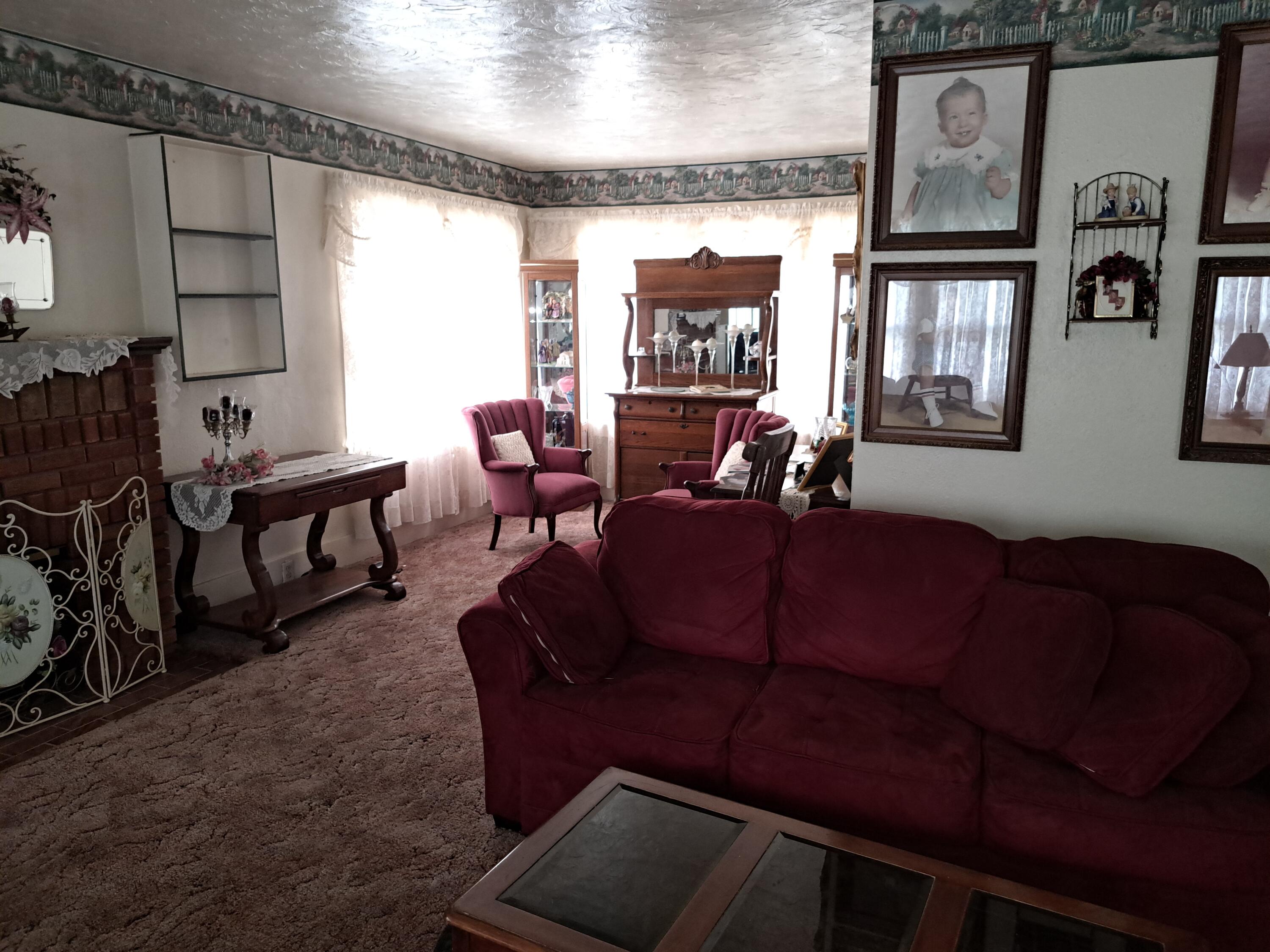 4482 East 7th And Parkview Property Photo 4