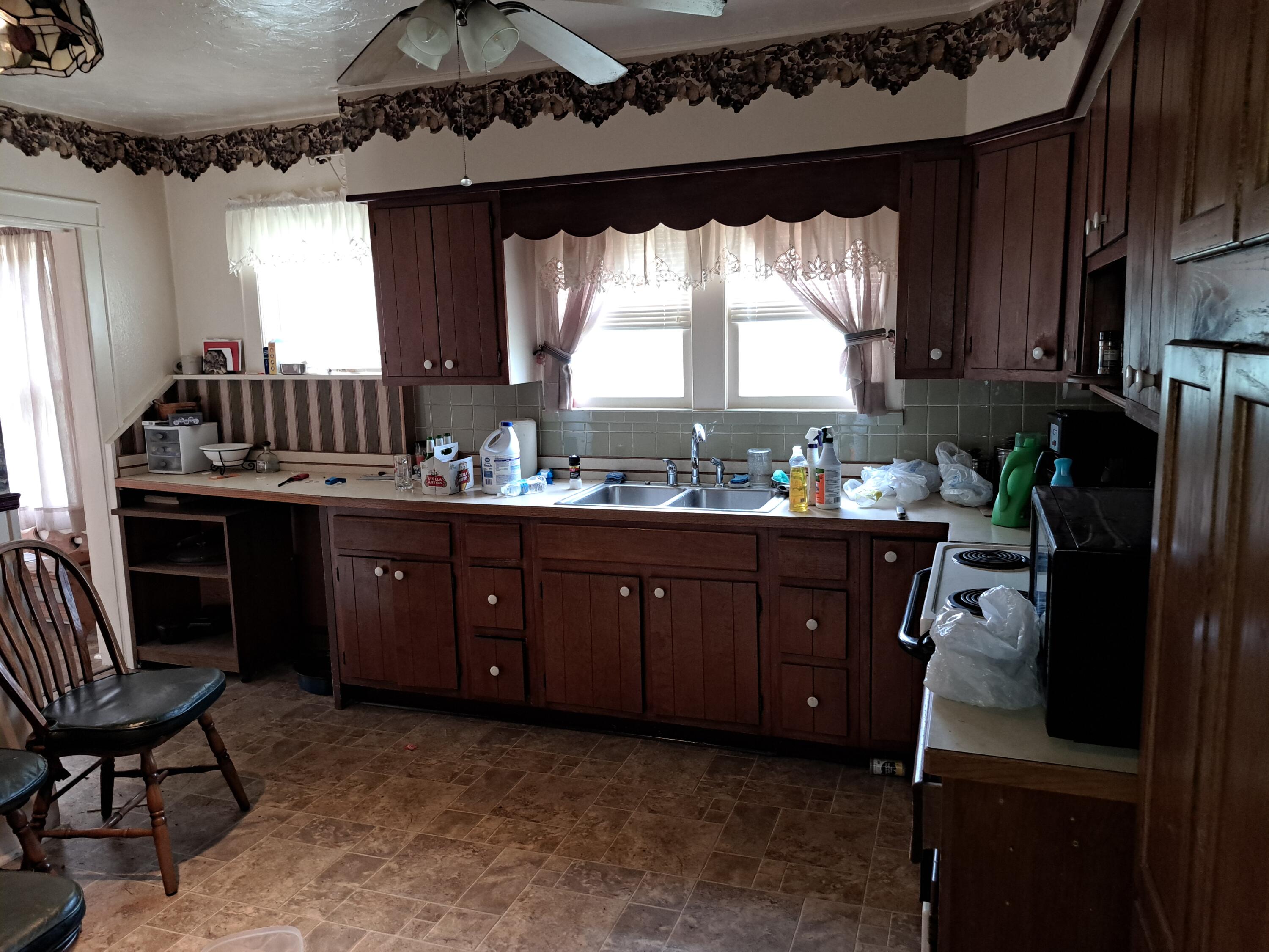4482 East 7th And Parkview Property Photo 6