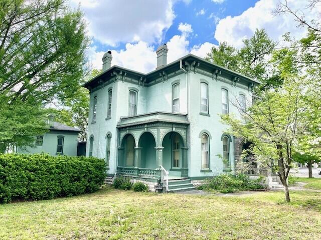 903 South Main Street Property Photo 2