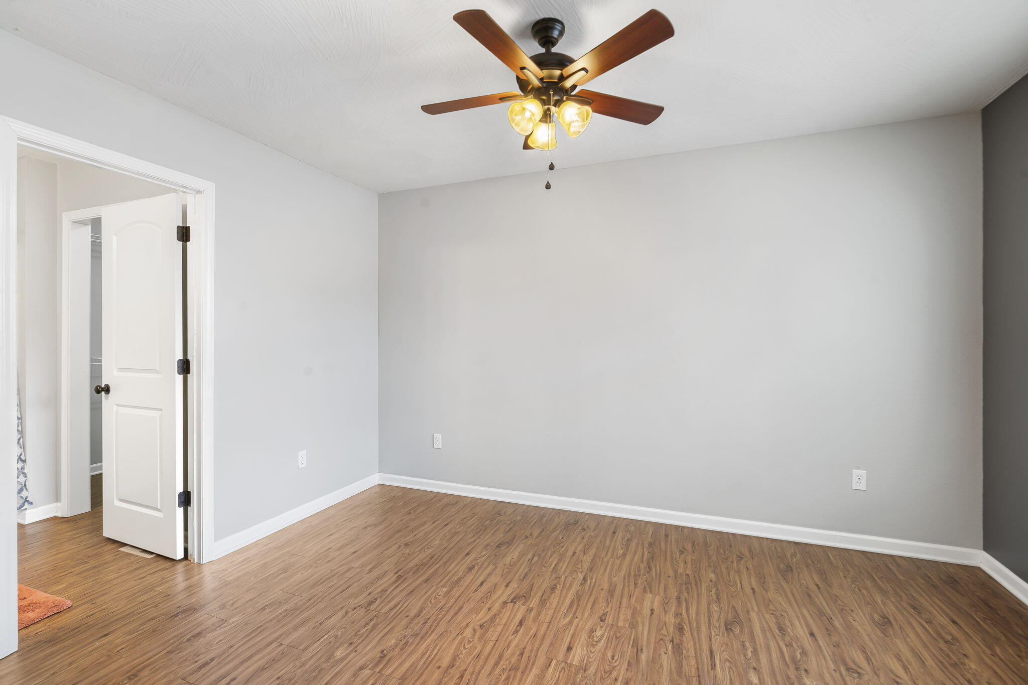 311 South Hampton Avenue Property Photo 22