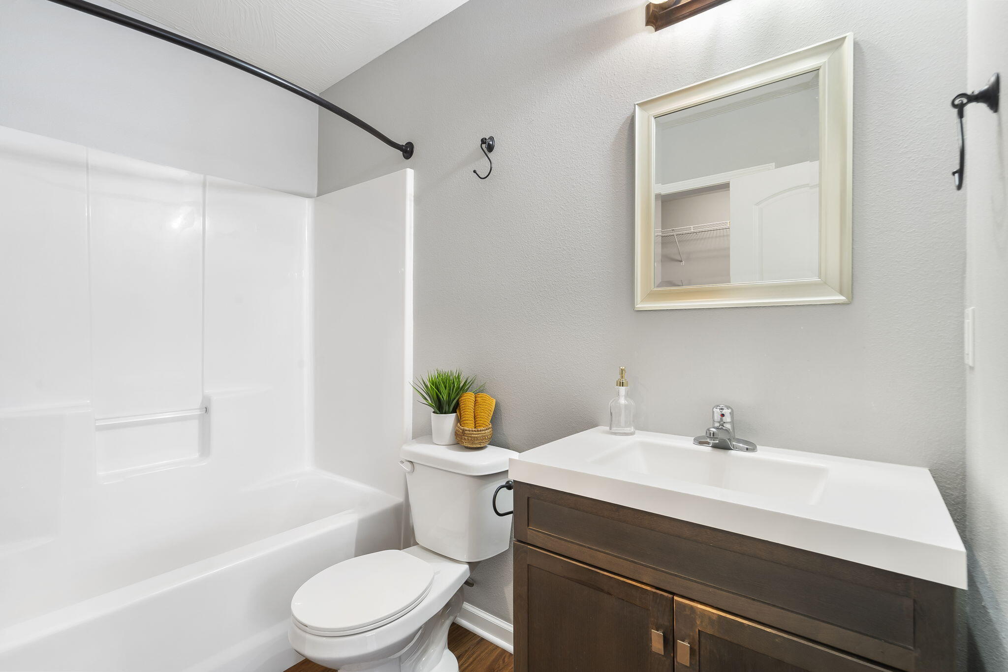 311 South Hampton Avenue Property Photo 27