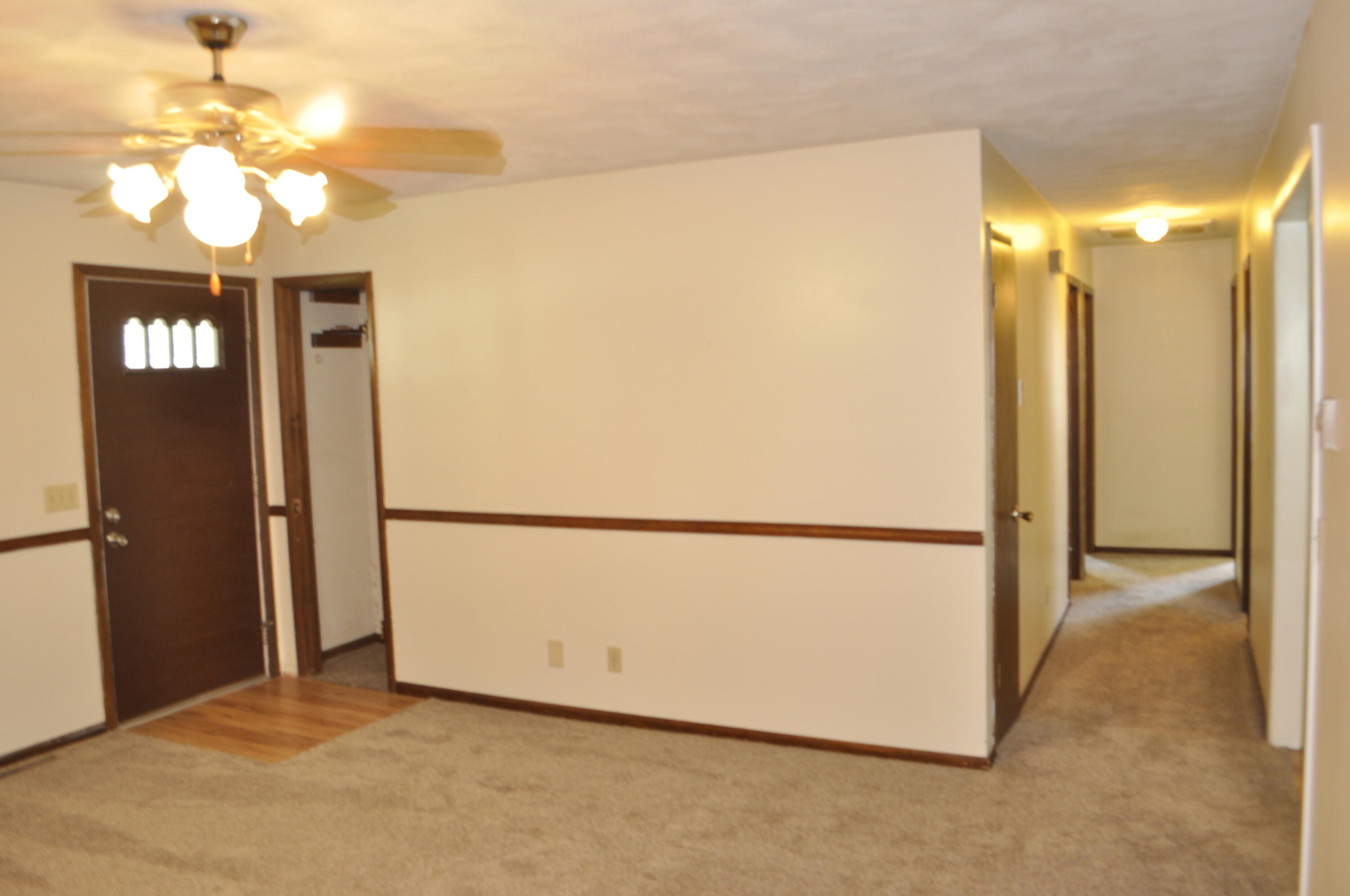 205 East Pennell Street Property Photo 2