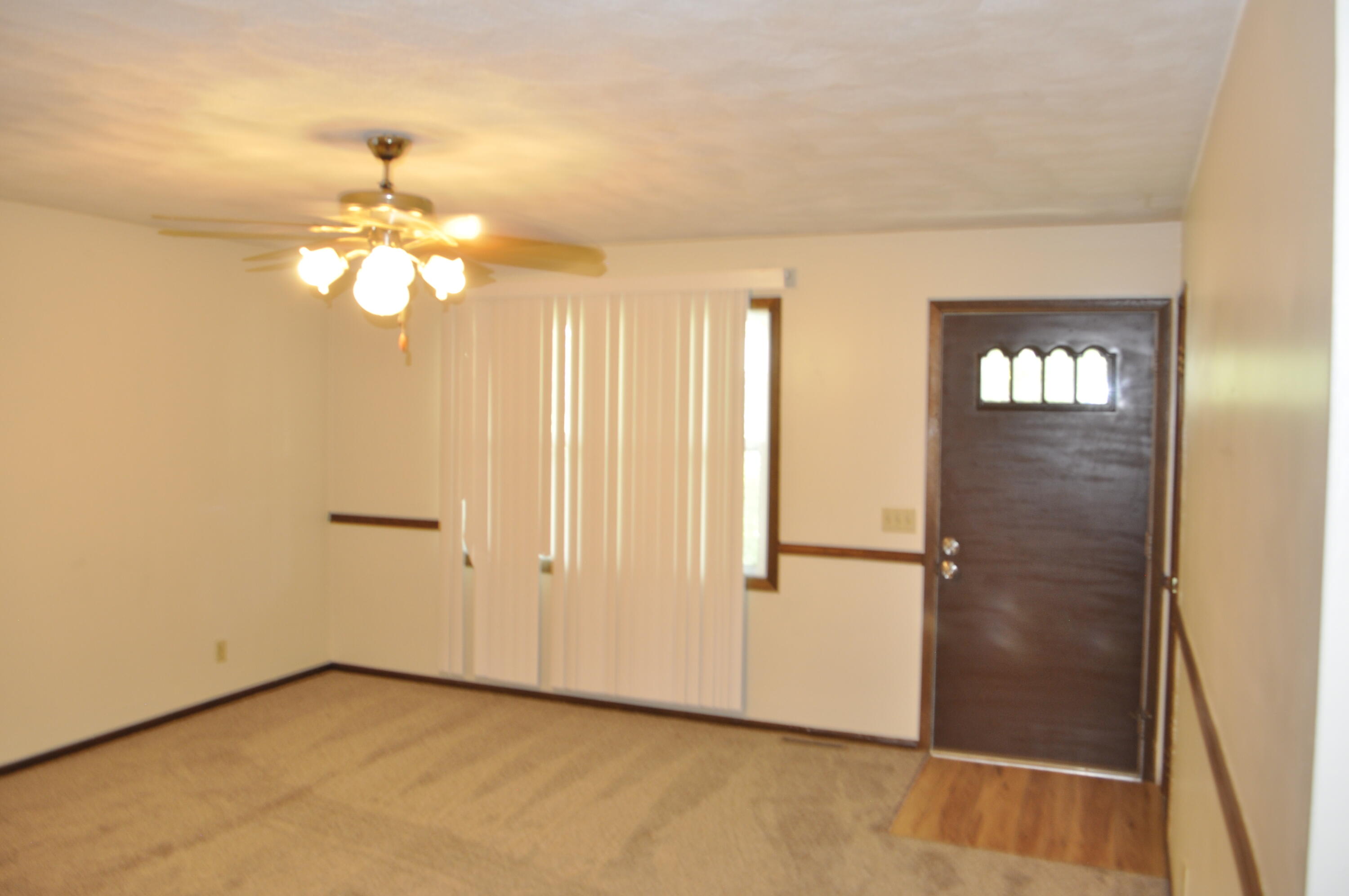 205 East Pennell Street Property Photo 3