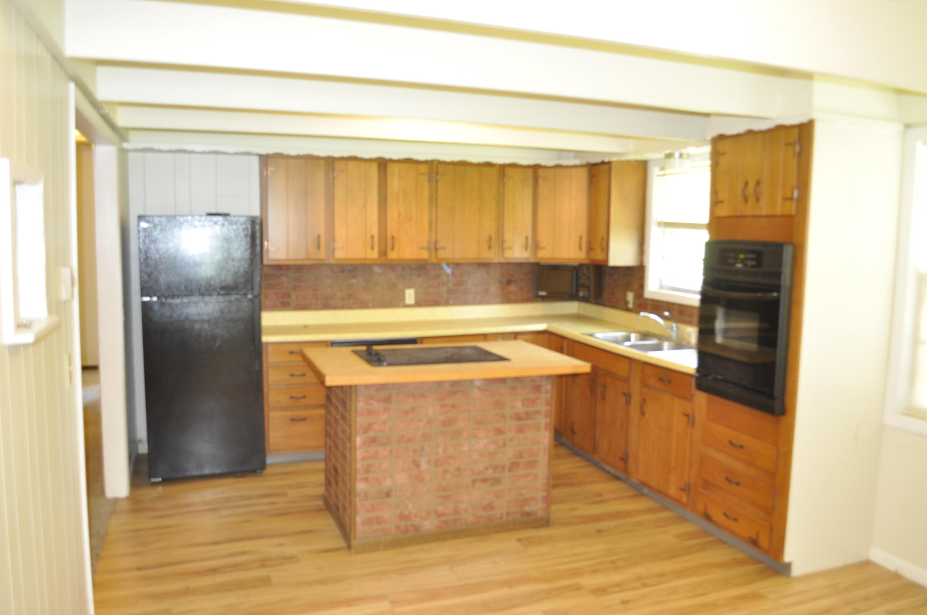205 East Pennell Street Property Photo 5