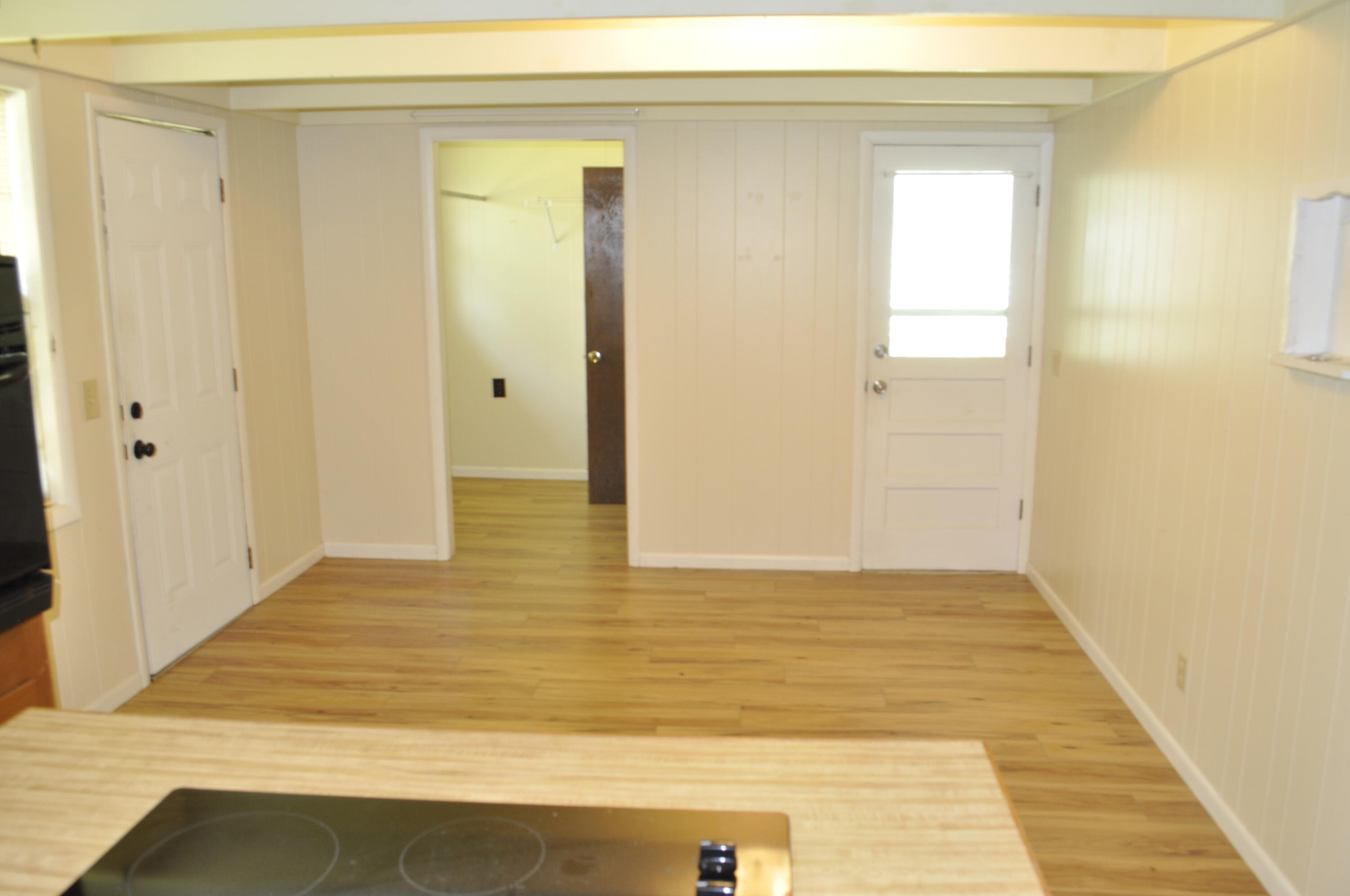 205 East Pennell Street Property Photo 6