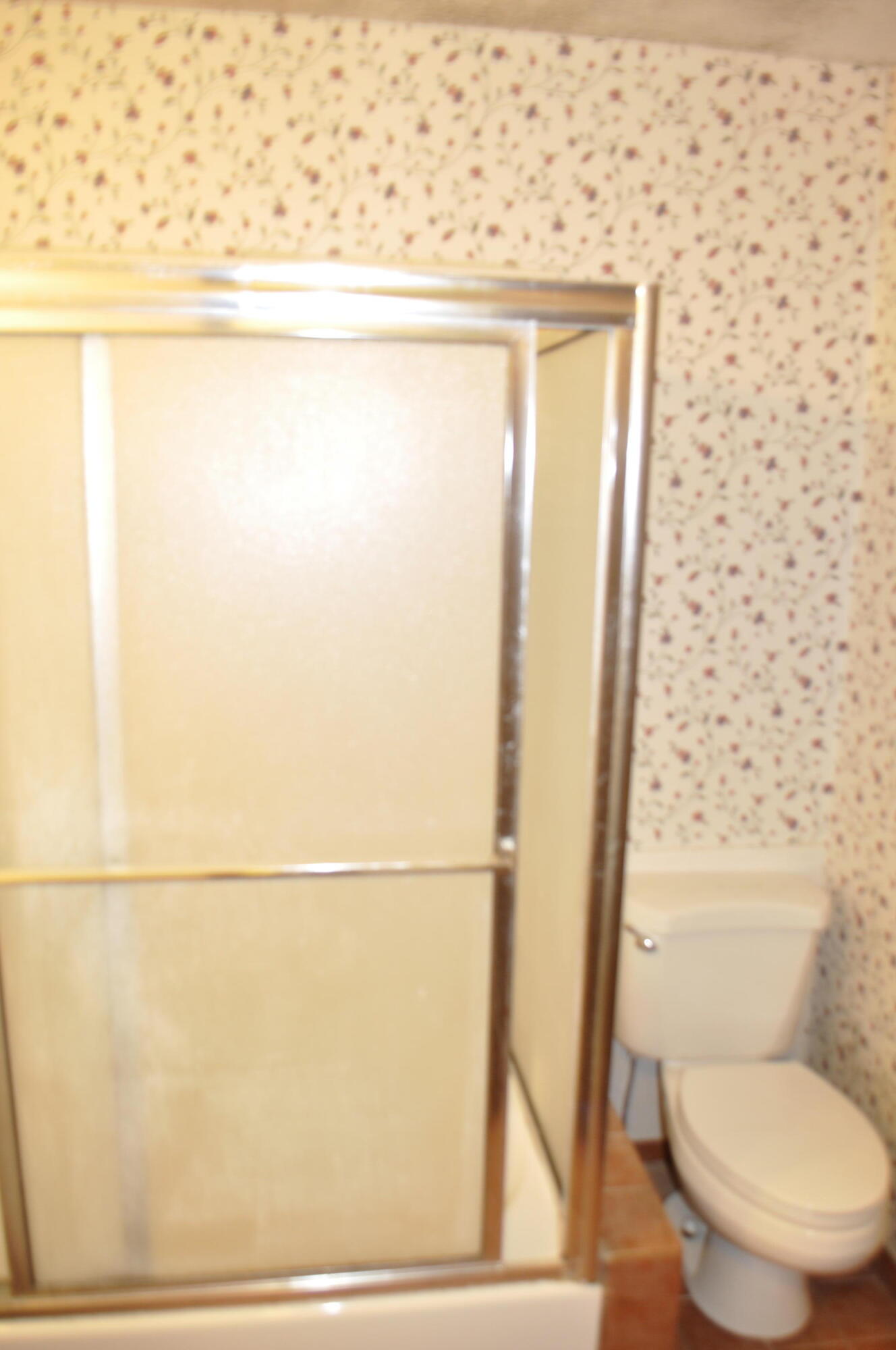 205 East Pennell Street Property Photo 10